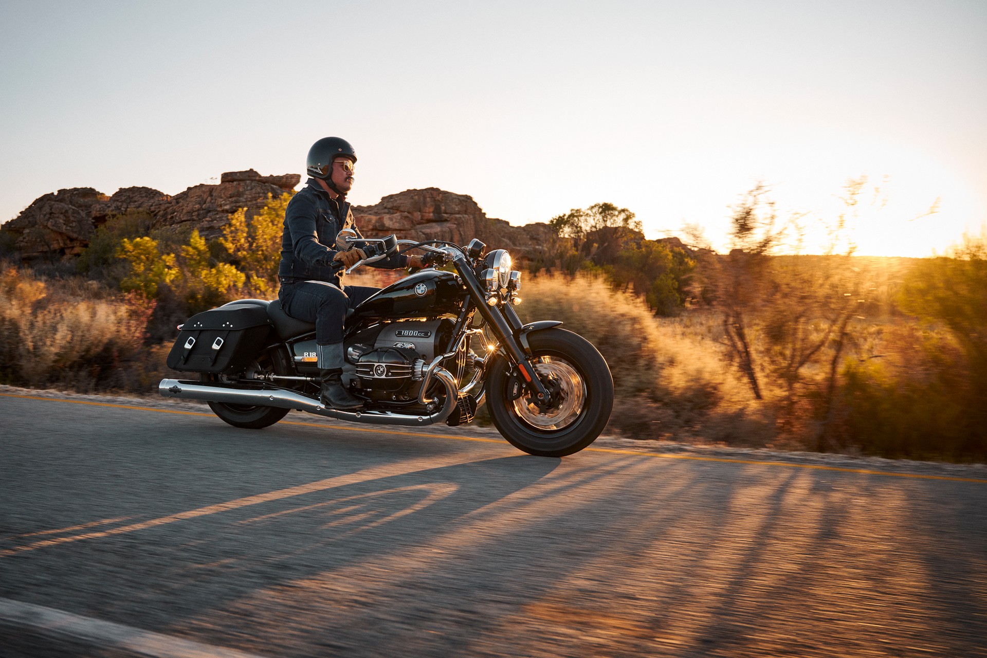 BMW Motorrad Introduces New R 18 Classic And Updated R nineT Lineup