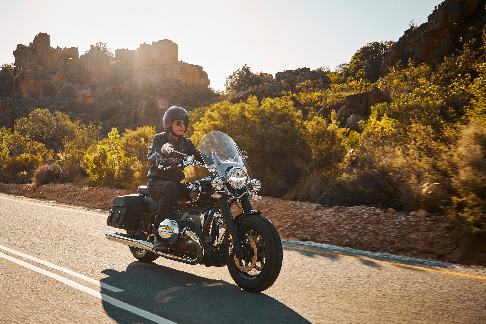 BMW Motorrad Introduces New R 18 Classic And Updated R nineT Lineup