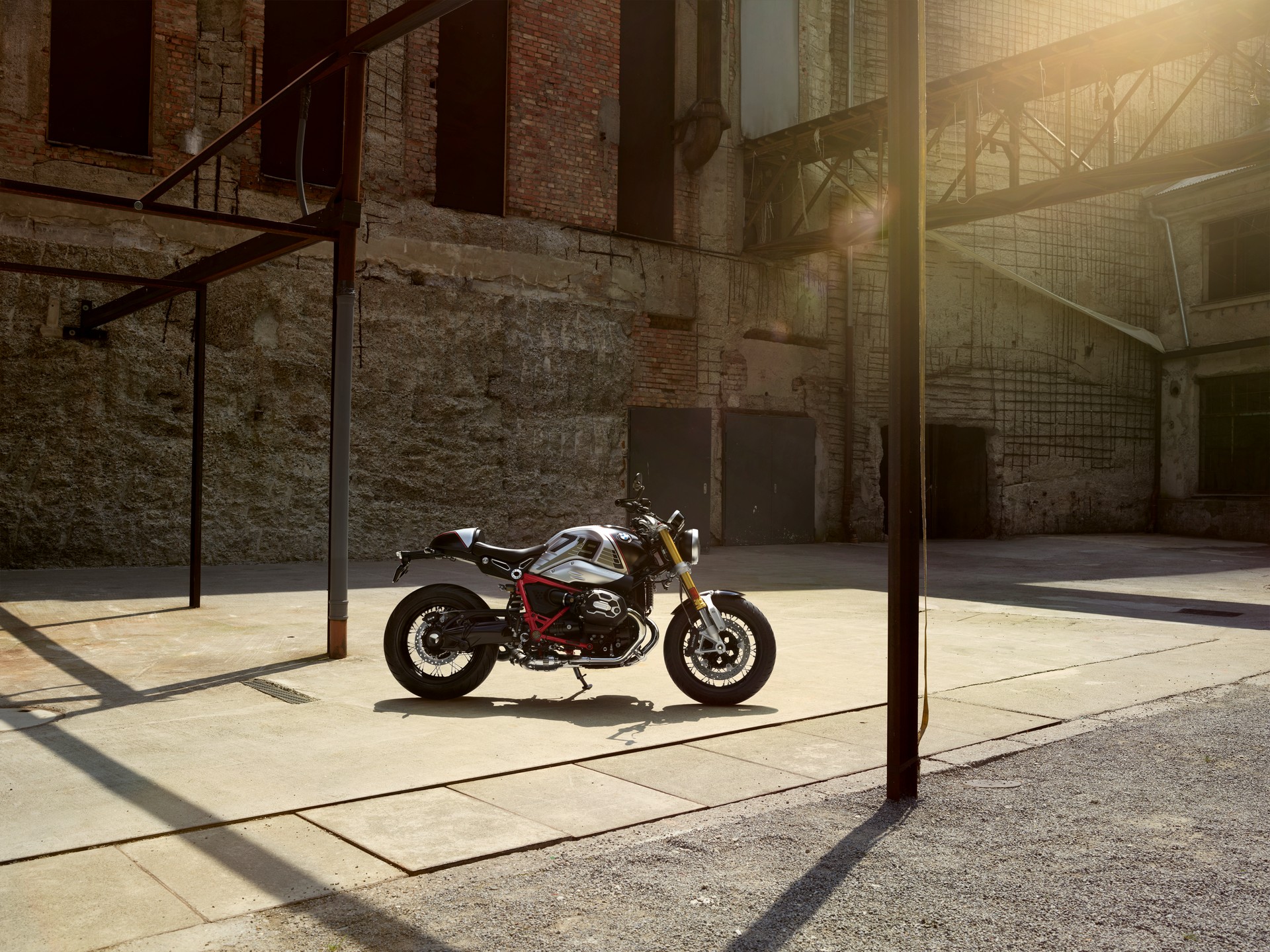 BMW Motorrad Introduces New R 18 Classic And Updated R nineT Lineup