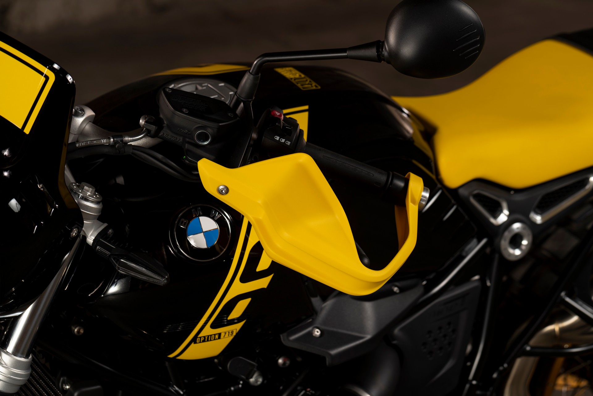 BMW Motorrad Introduces New R 18 Classic And Updated R nineT Lineup