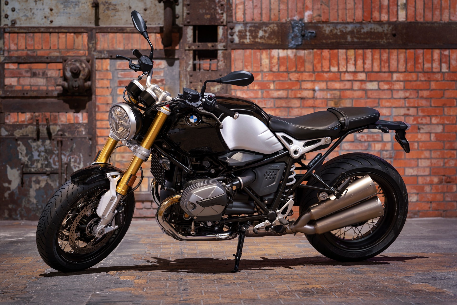 BMW Motorrad Introduces New R 18 Classic And Updated R nineT Lineup
