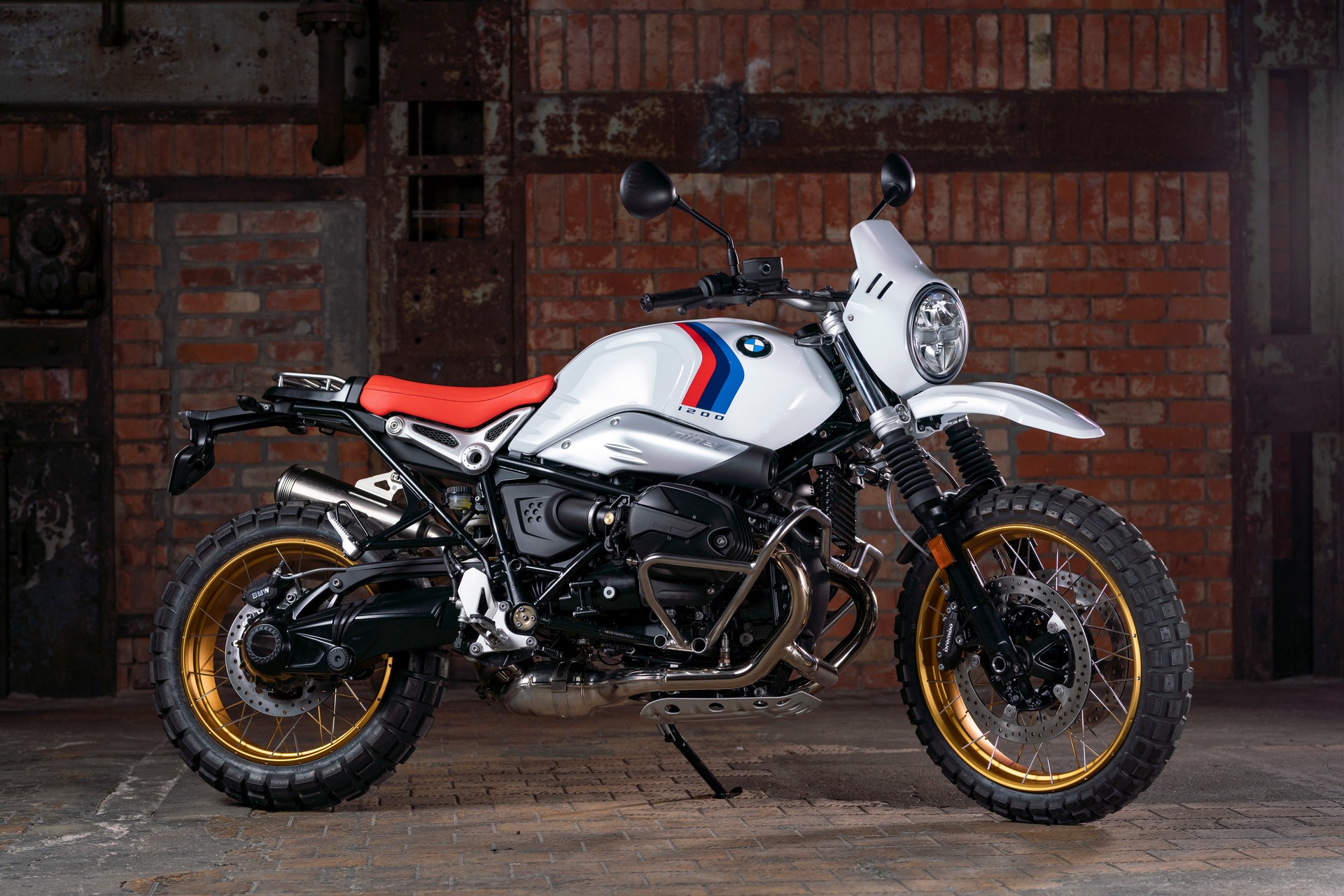 BMW Motorrad Introduces New R 18 Classic And Updated R nineT Lineup
