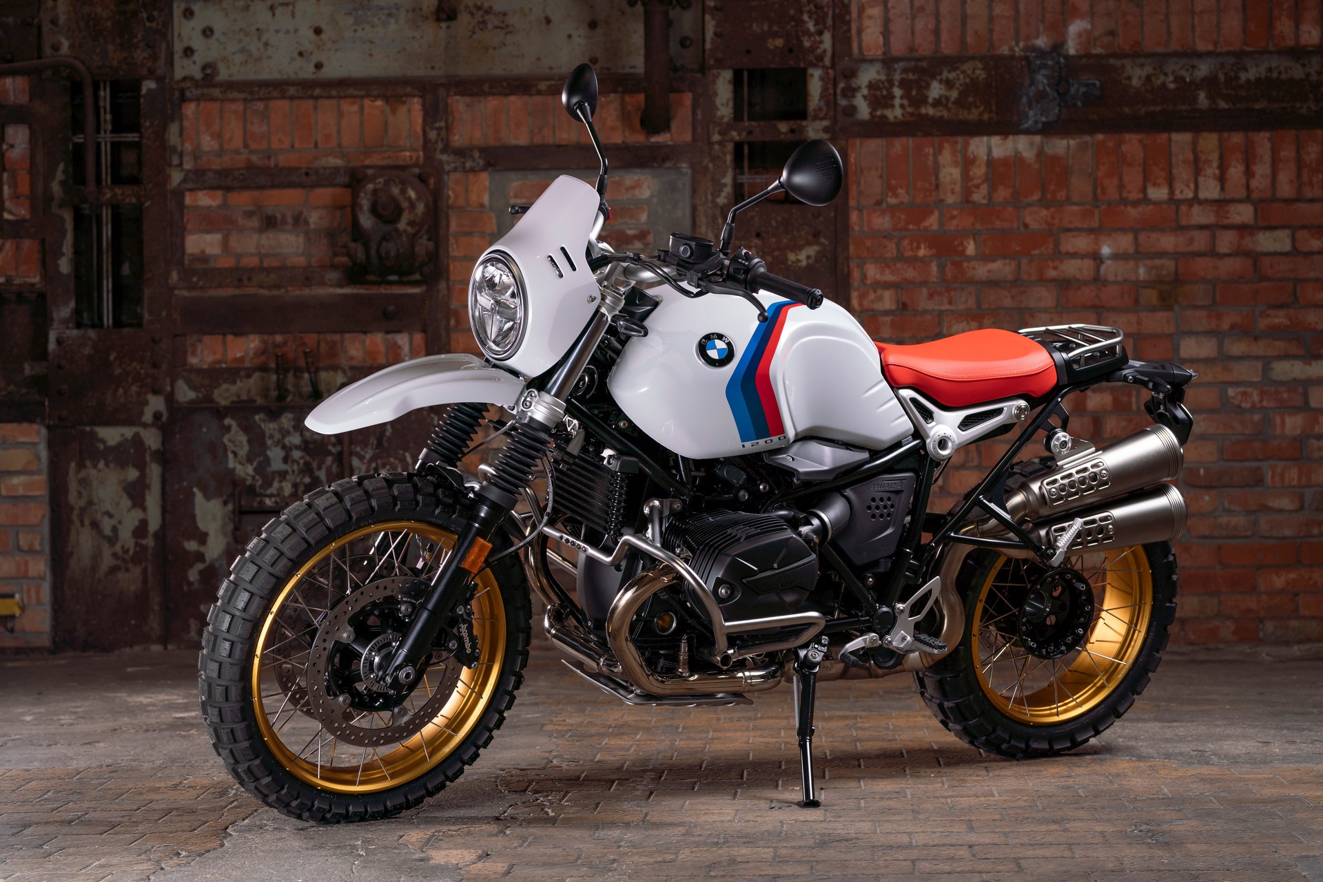 BMW Motorrad Introduces New R 18 Classic And Updated R nineT Lineup