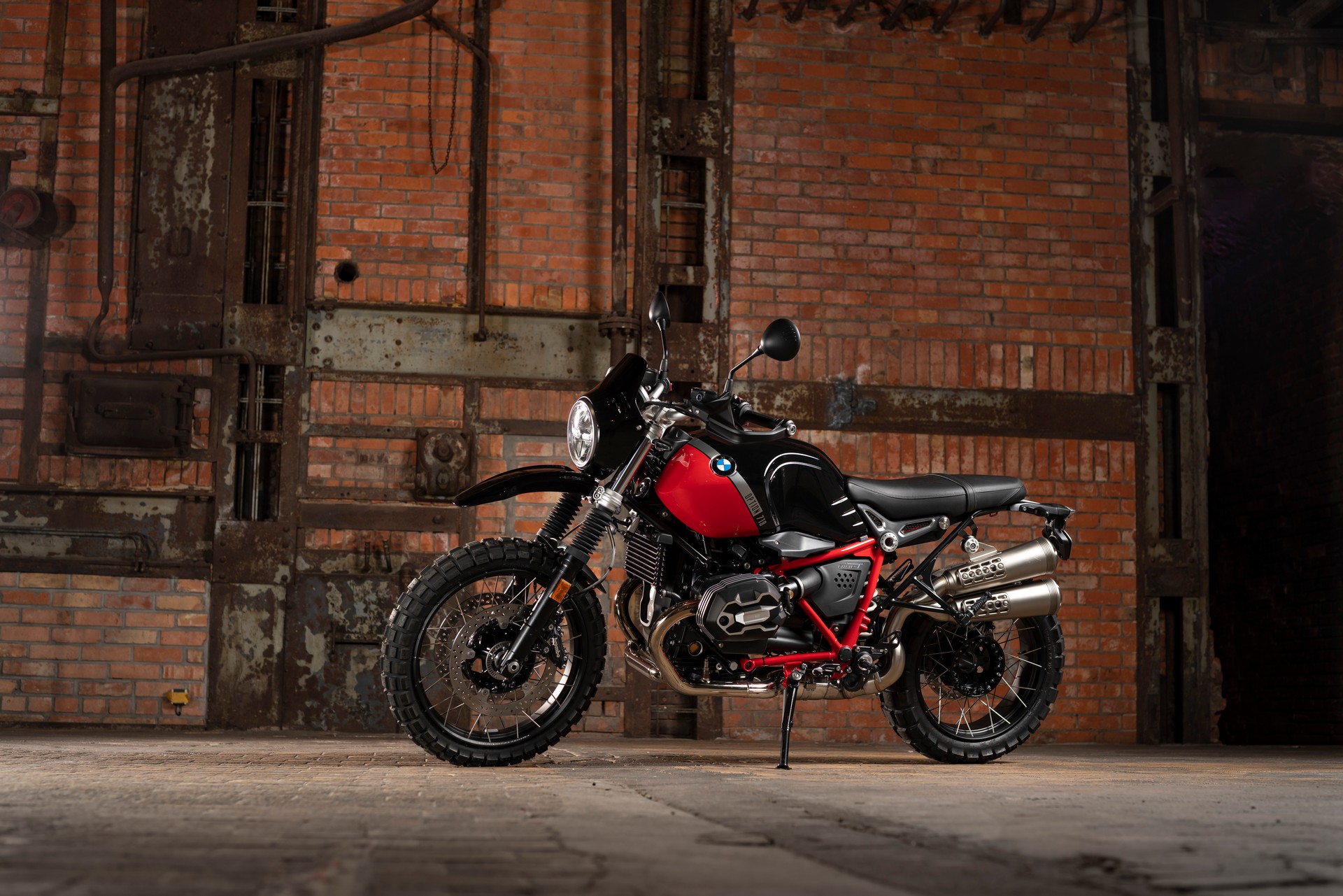 BMW Motorrad Introduces New R 18 Classic And Updated R nineT Lineup