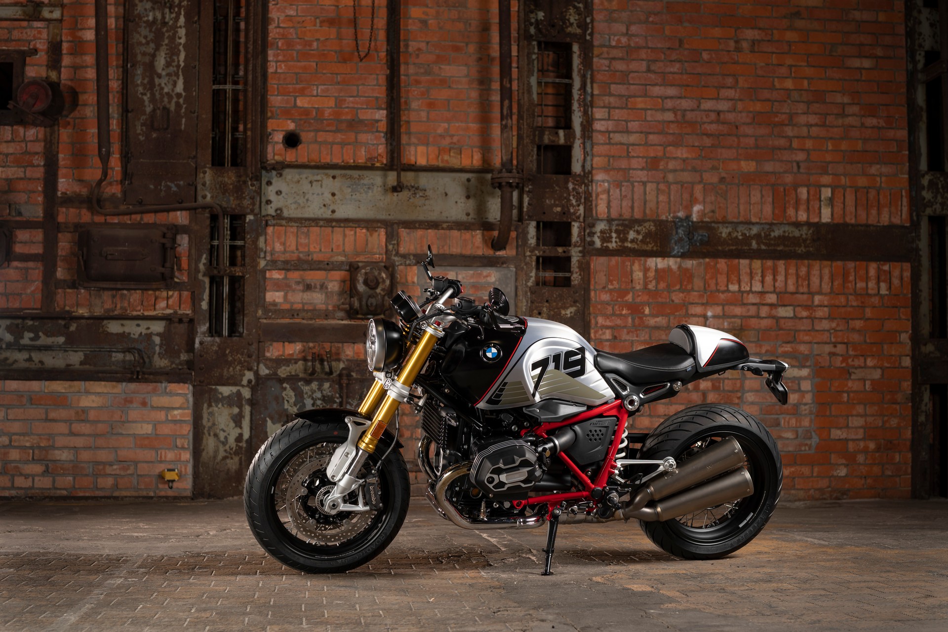 BMW Motorrad Introduces New R 18 Classic And Updated R nineT Lineup