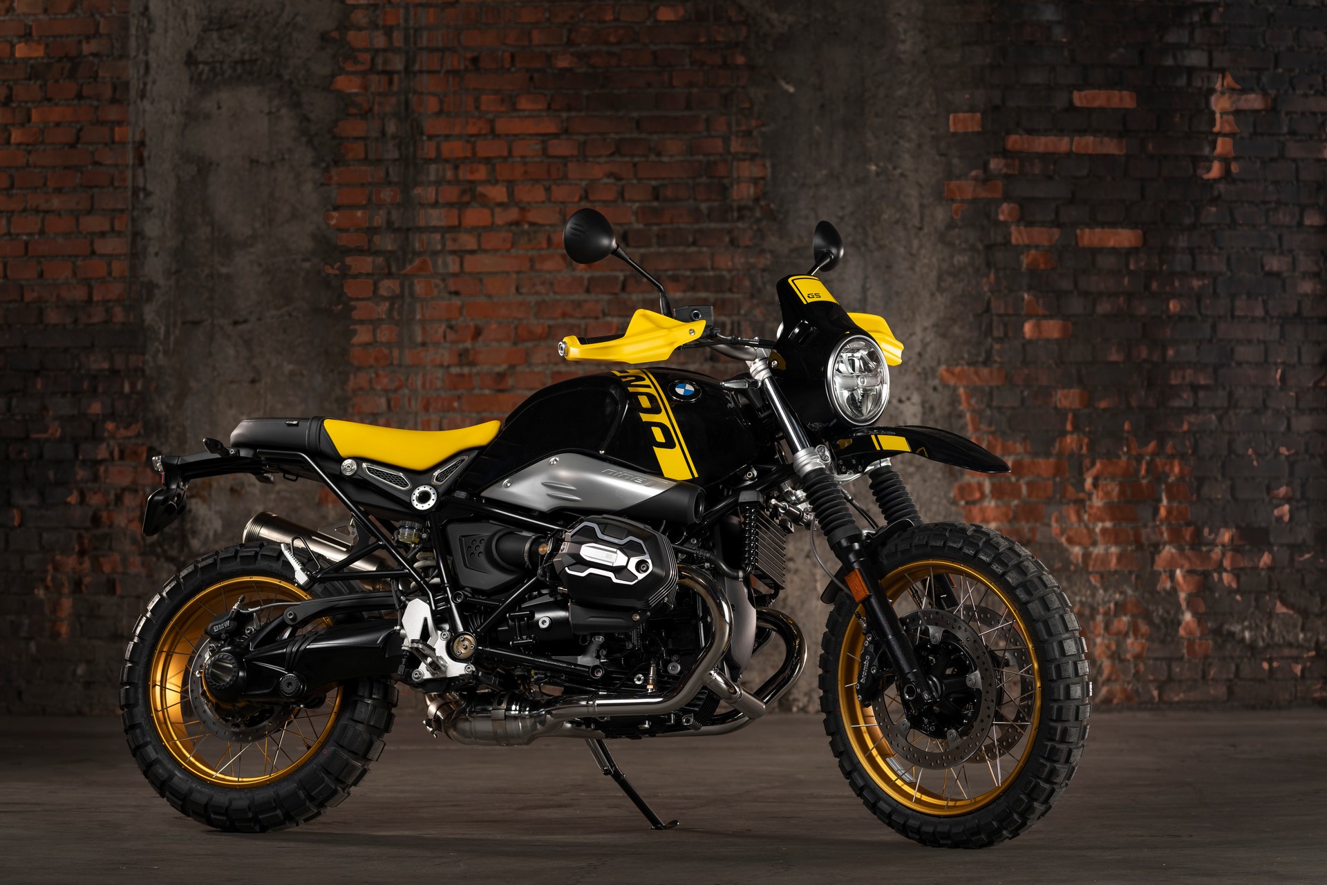 BMW Motorrad Introduces New R 18 Classic And Updated R nineT Lineup
