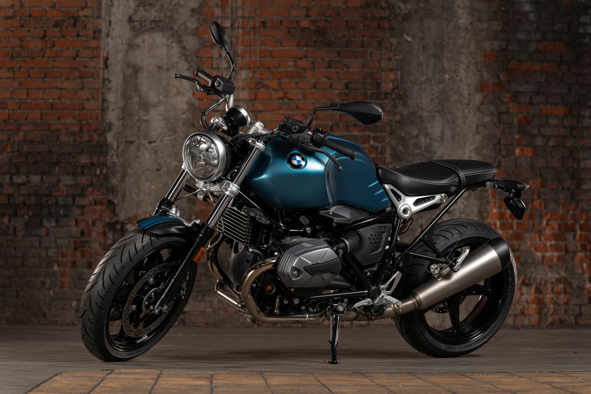 BMW Motorrad Introduces New R 18 Classic And Updated R nineT Lineup