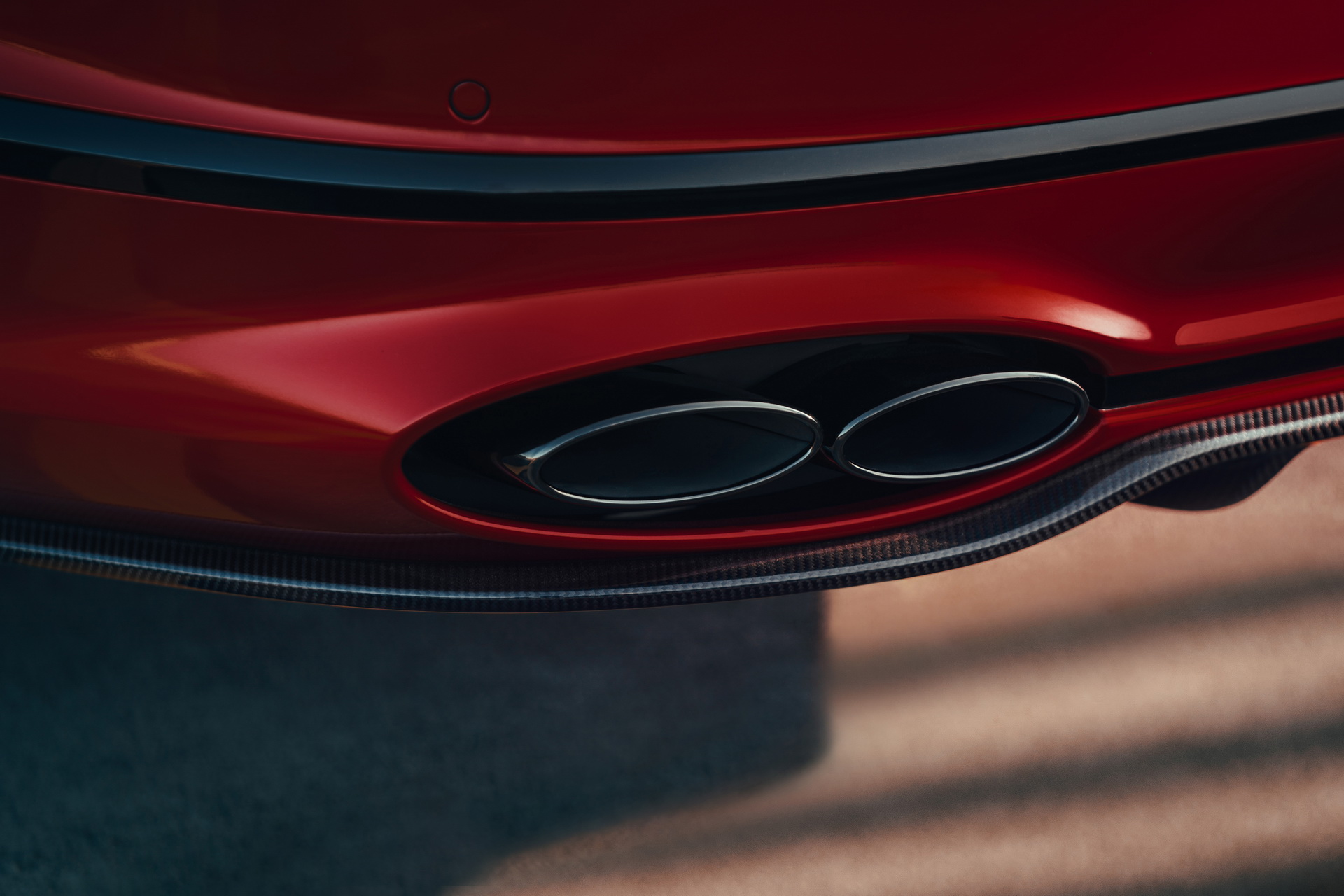 Bentley Flying Spur Becomes More Driver-Focused With New 542 HP Twin-Turbo V8