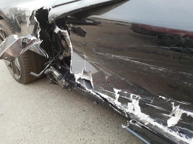 Wrecked C8 Corvettes Apparently Piling Up On Copart