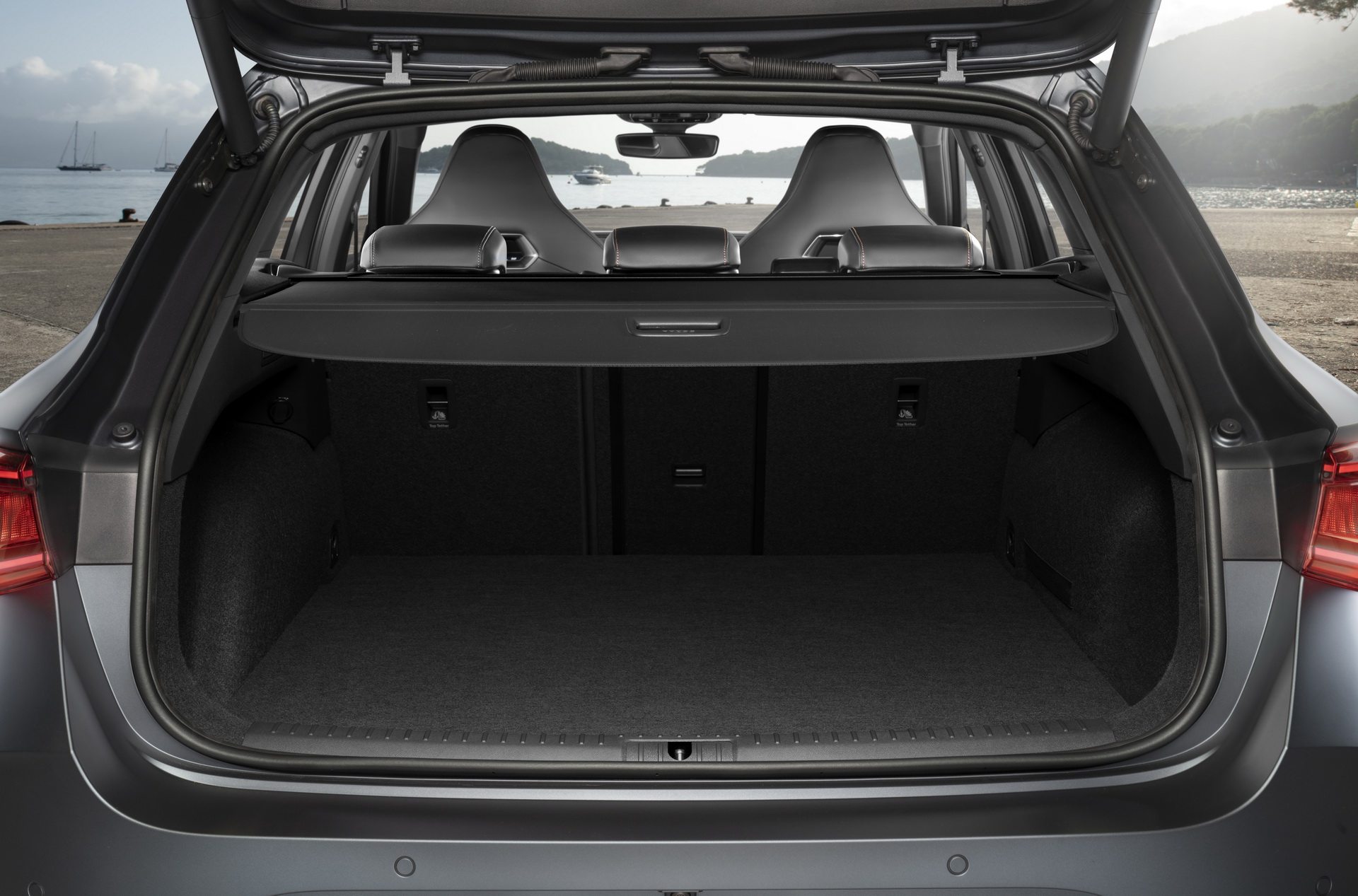 2021 Cupra Leon: Plug-In Hybrid Hot Hatch Hits The European Market