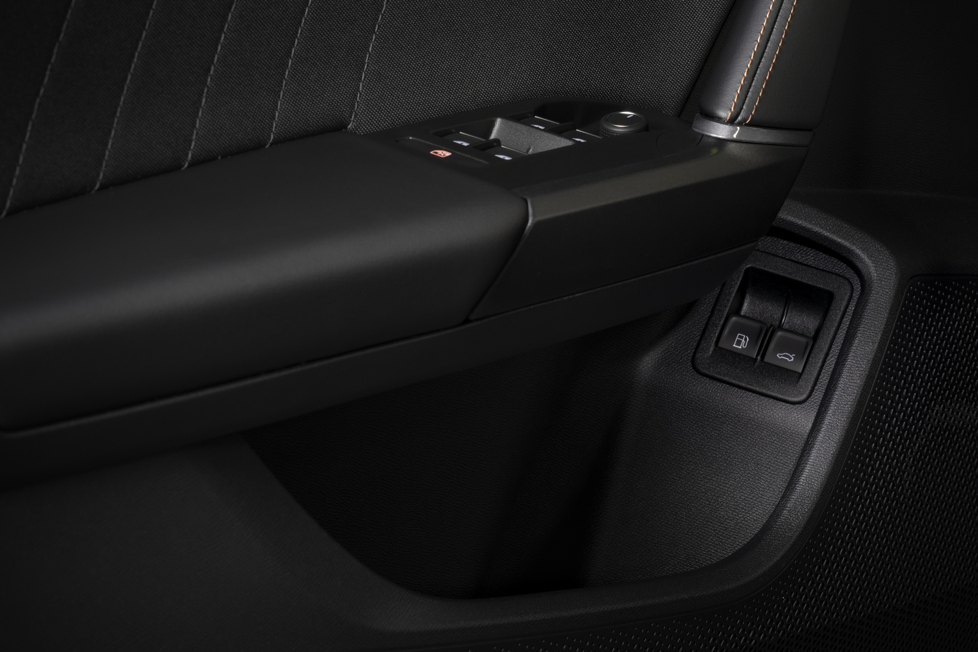 2021 Cupra Leon: Plug-In Hybrid Hot Hatch Hits The European Market