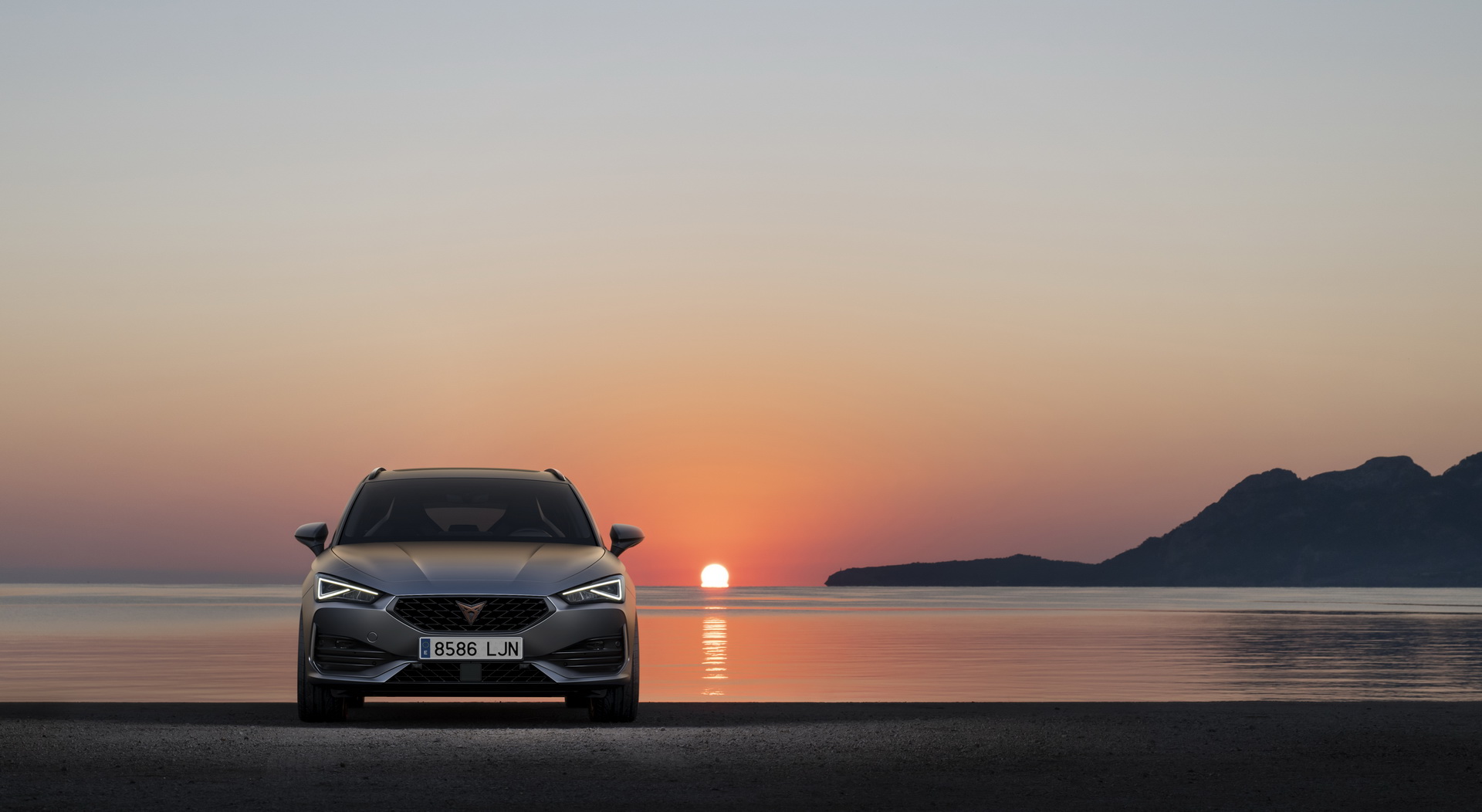 2021 Cupra Leon: Plug-In Hybrid Hot Hatch Hits The European Market