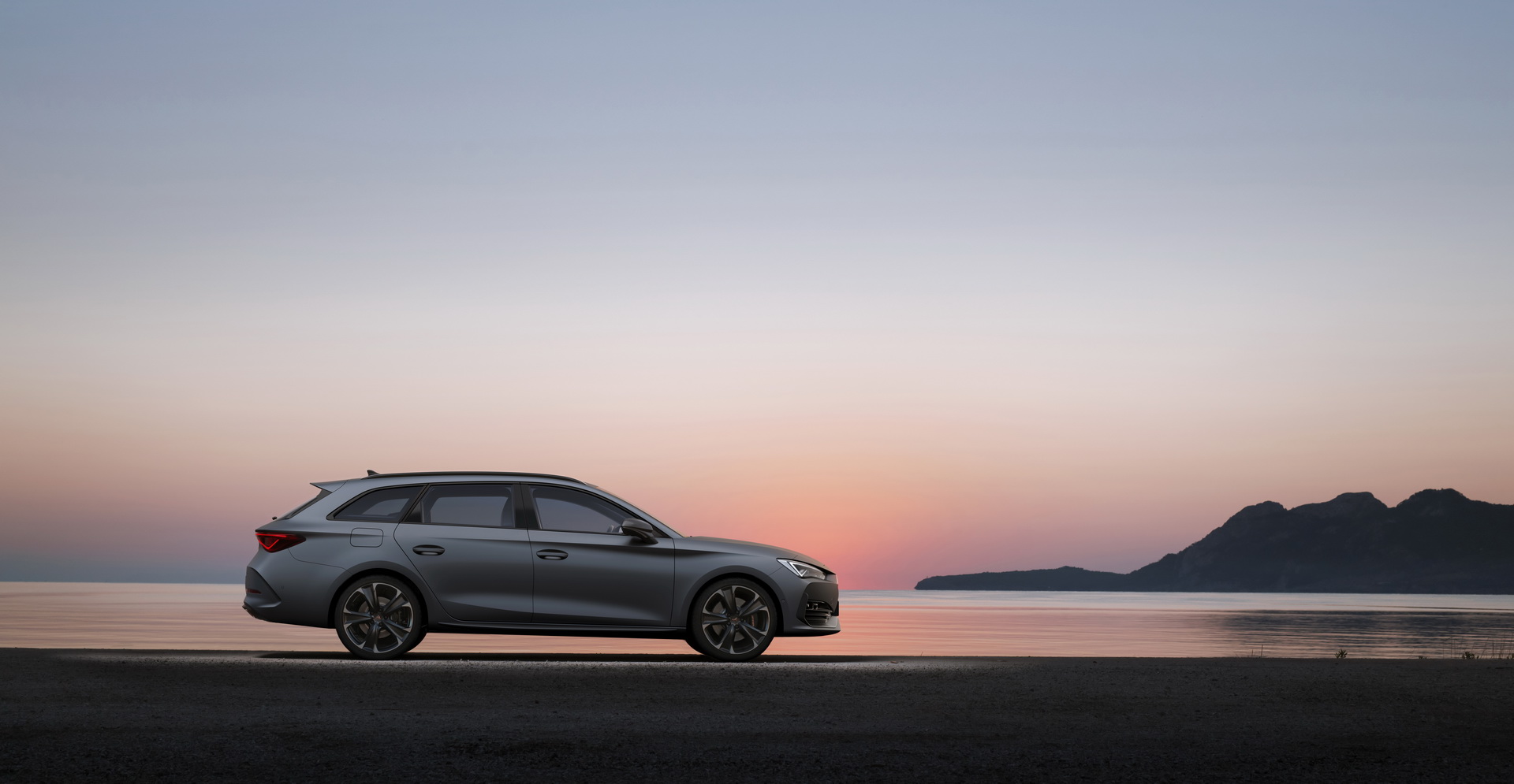 2021 Cupra Leon: Plug-In Hybrid Hot Hatch Hits The European Market