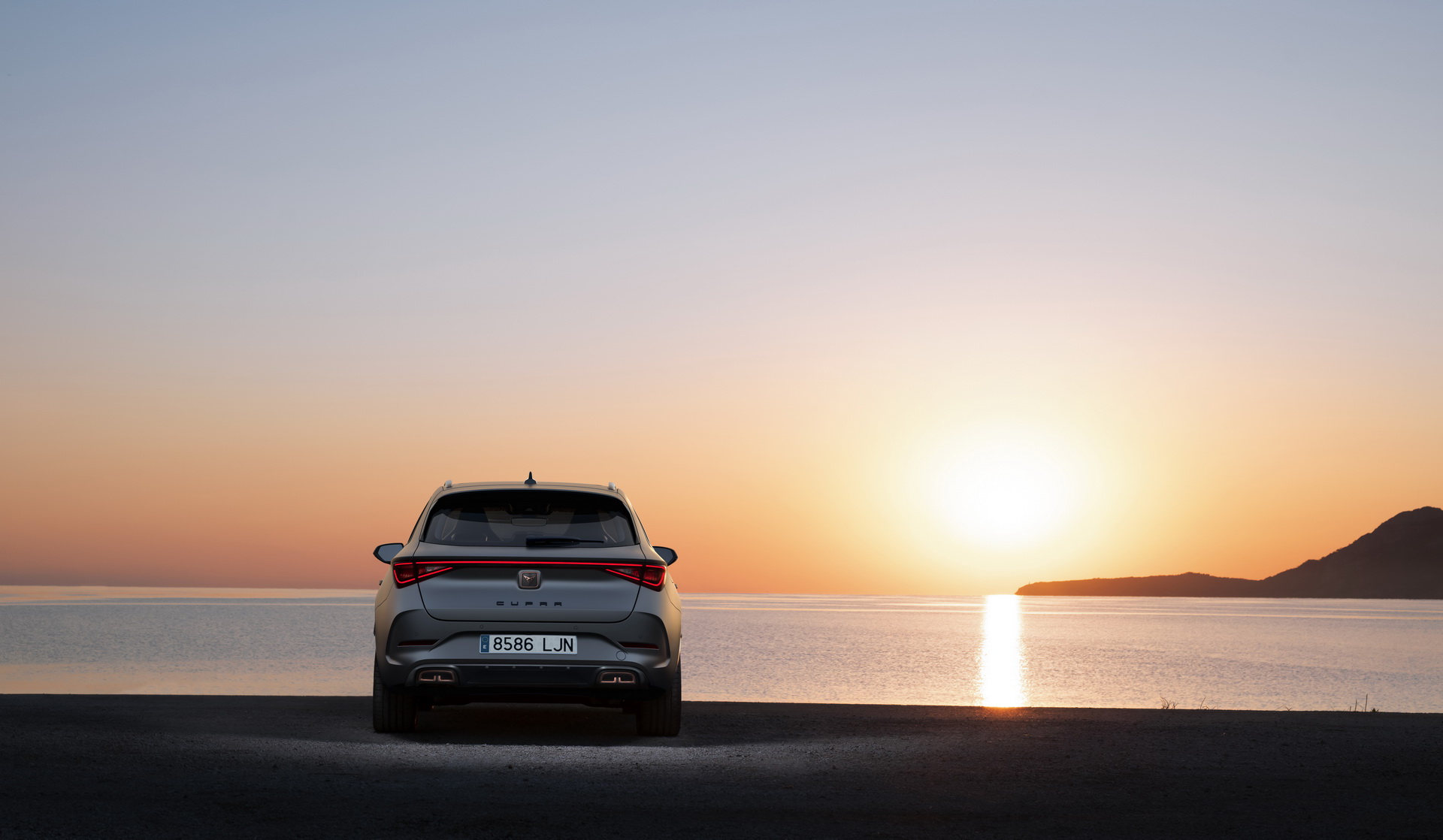 2021 Cupra Leon: Plug-In Hybrid Hot Hatch Hits The European Market