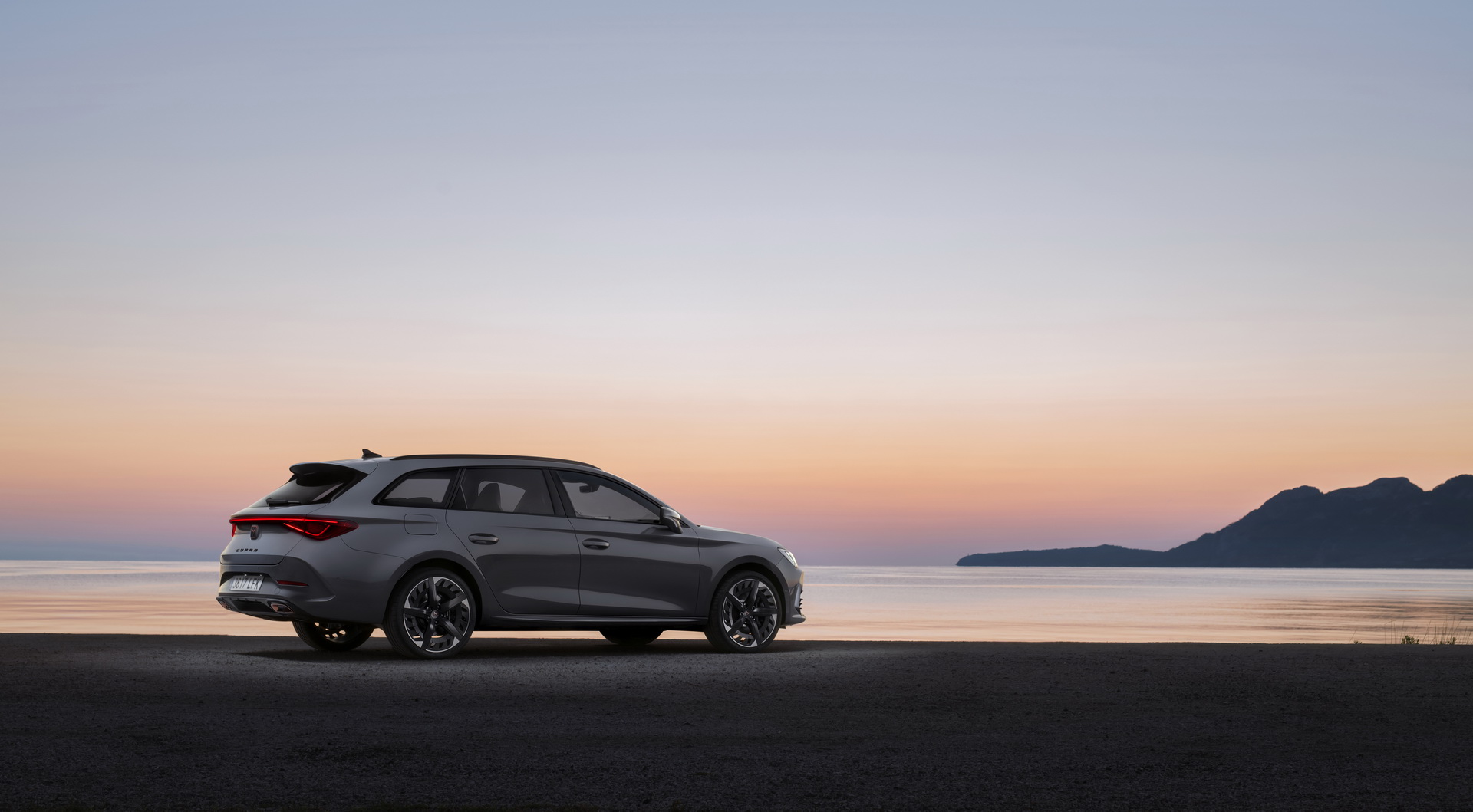 2021 Cupra Leon: Plug-In Hybrid Hot Hatch Hits The European Market