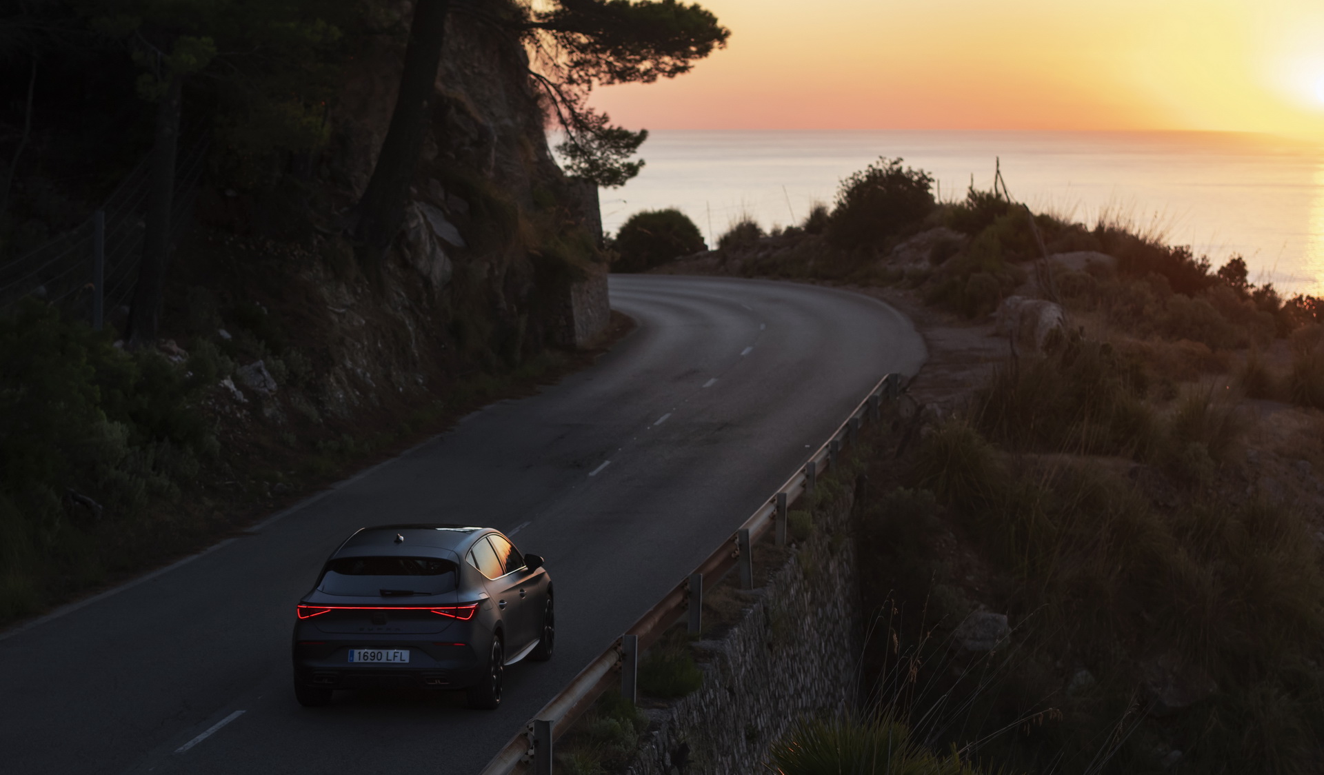 2021 Cupra Leon: Plug-In Hybrid Hot Hatch Hits The European Market