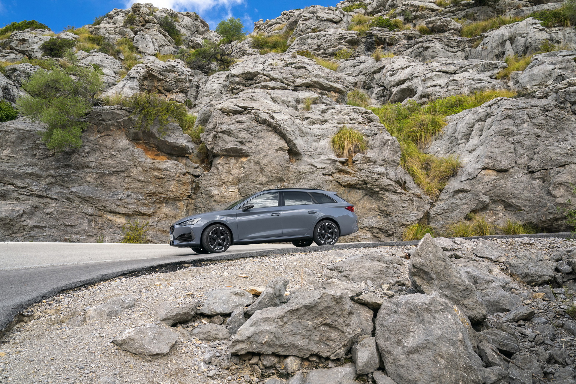 2021 Cupra Leon: Plug-In Hybrid Hot Hatch Hits The European Market