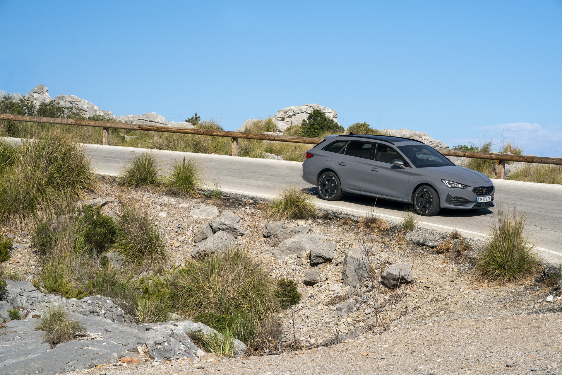 2021 Cupra Leon: Plug-In Hybrid Hot Hatch Hits The European Market