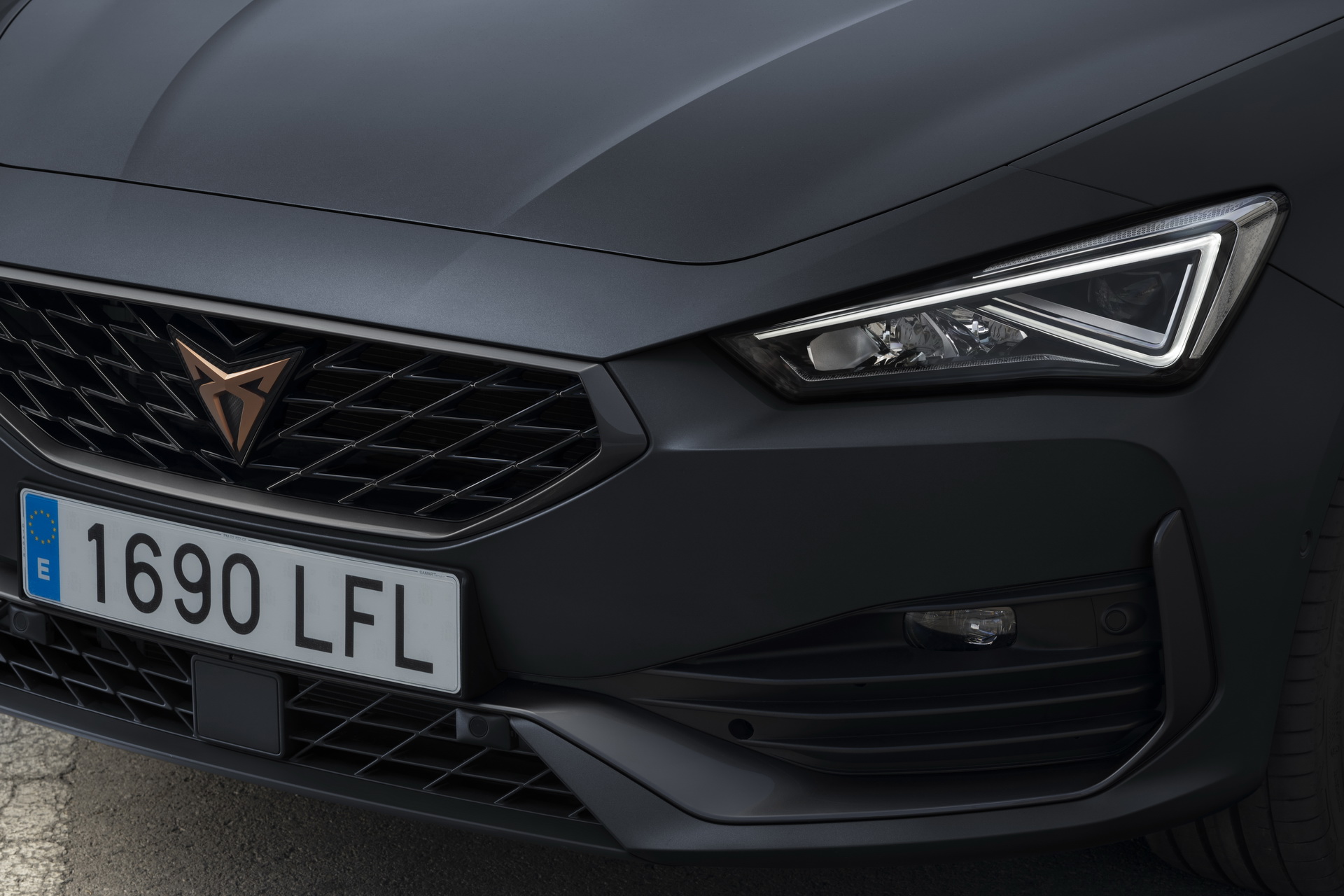 2021 Cupra Leon: Plug-In Hybrid Hot Hatch Hits The European Market