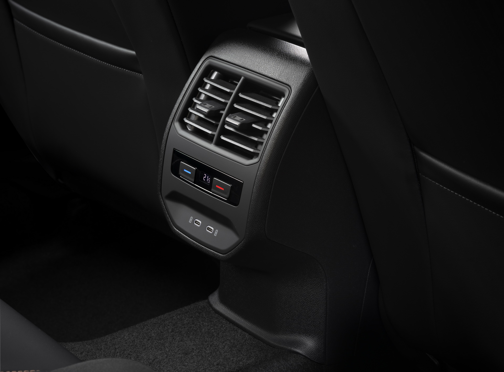 2021 Cupra Leon: Plug-In Hybrid Hot Hatch Hits The European Market