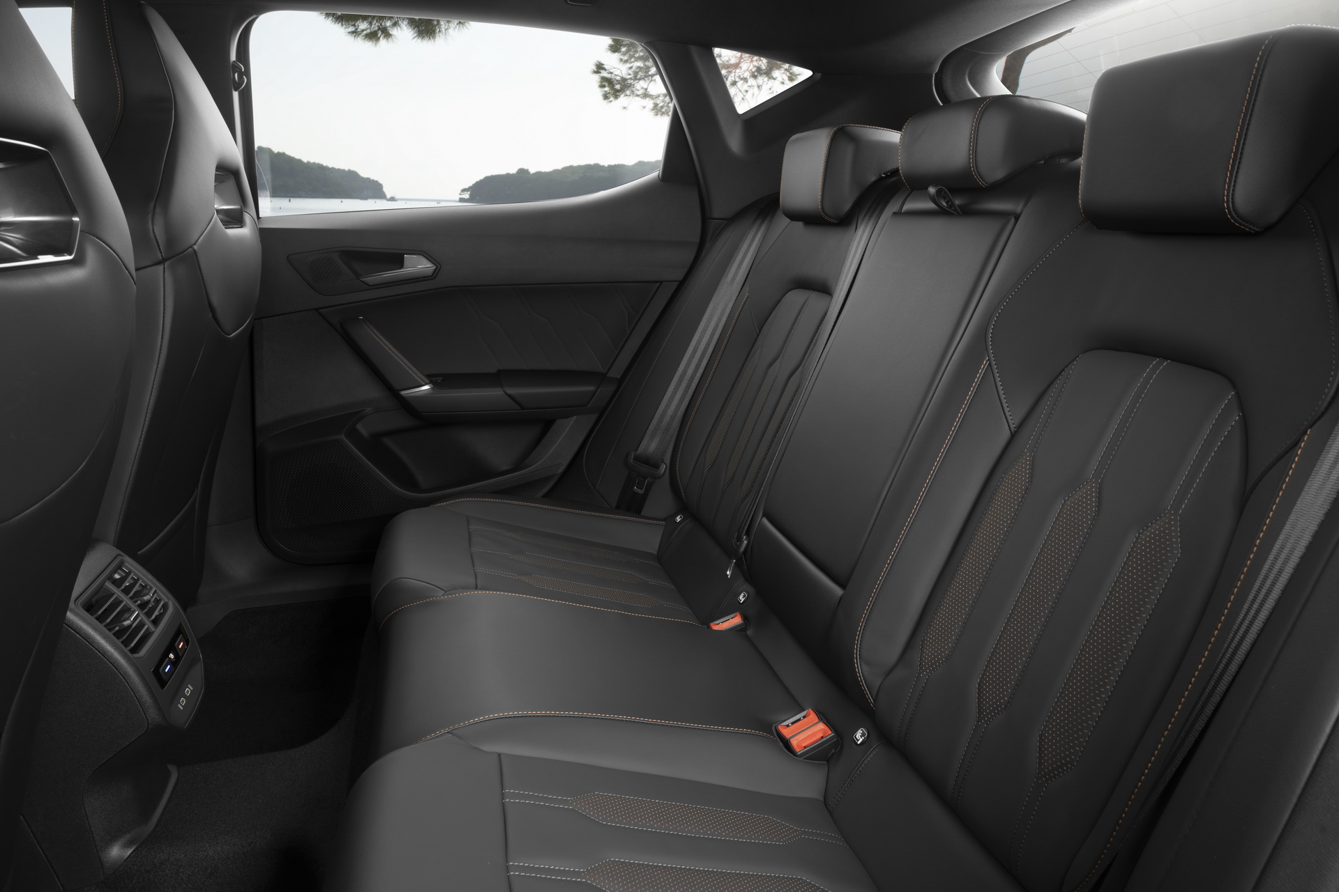 2021 Cupra Leon: Plug-In Hybrid Hot Hatch Hits The European Market