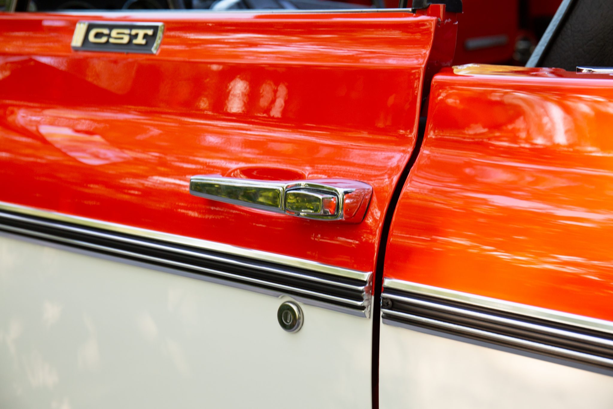 Restored 1972 Chevrolet K5 Blazer Is Good Old American Iron