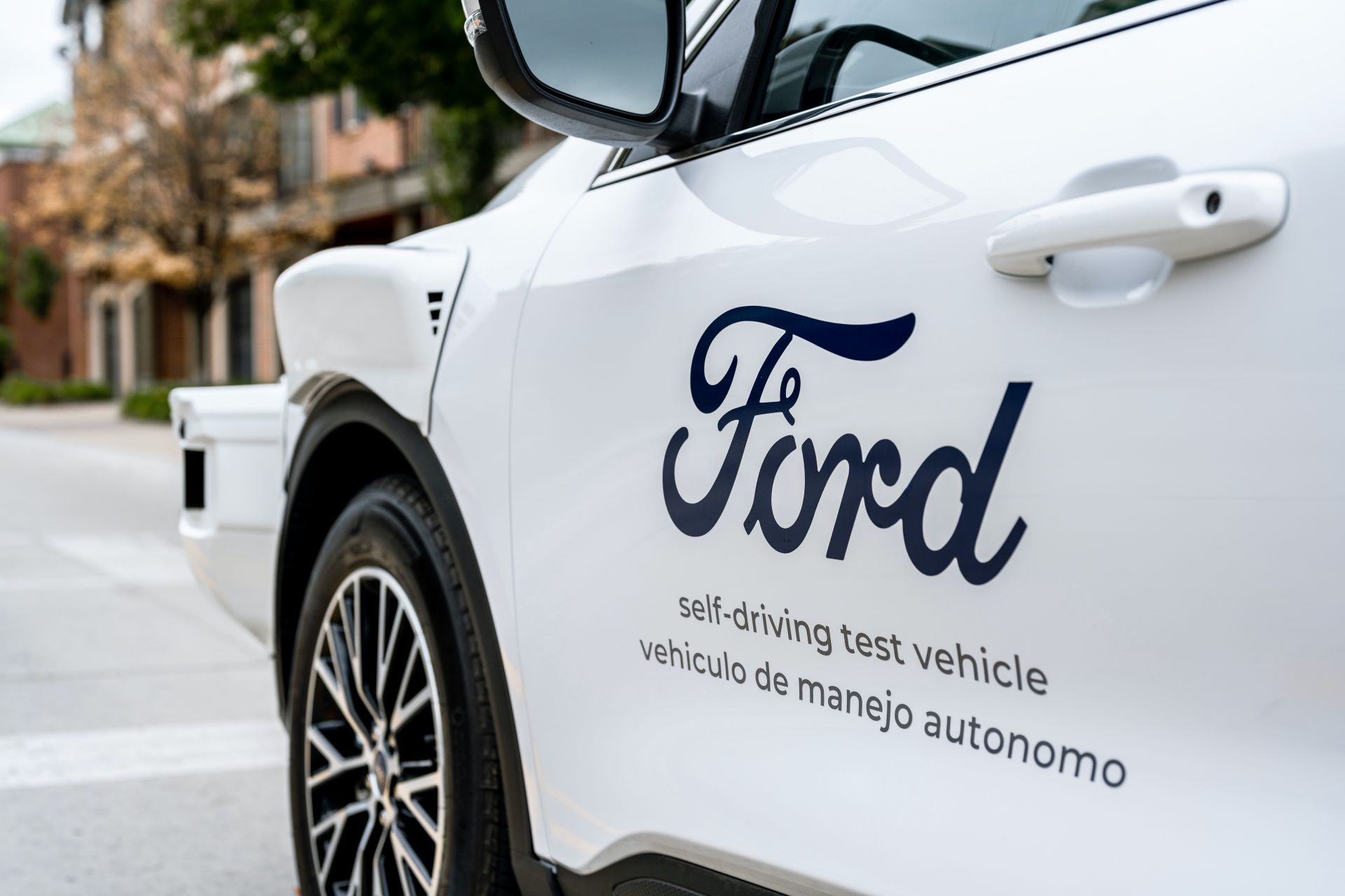 Ford Introduces More Advanced, 4th Gen Self-Driving Vehicle Based On Escape Hybrid