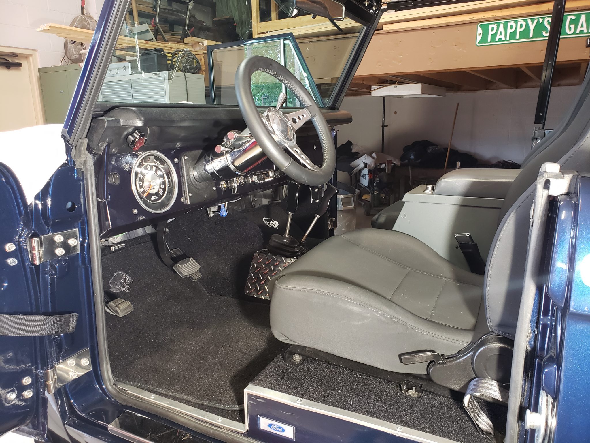 Show Off To Your Friends With This Ford Bronco Restomod