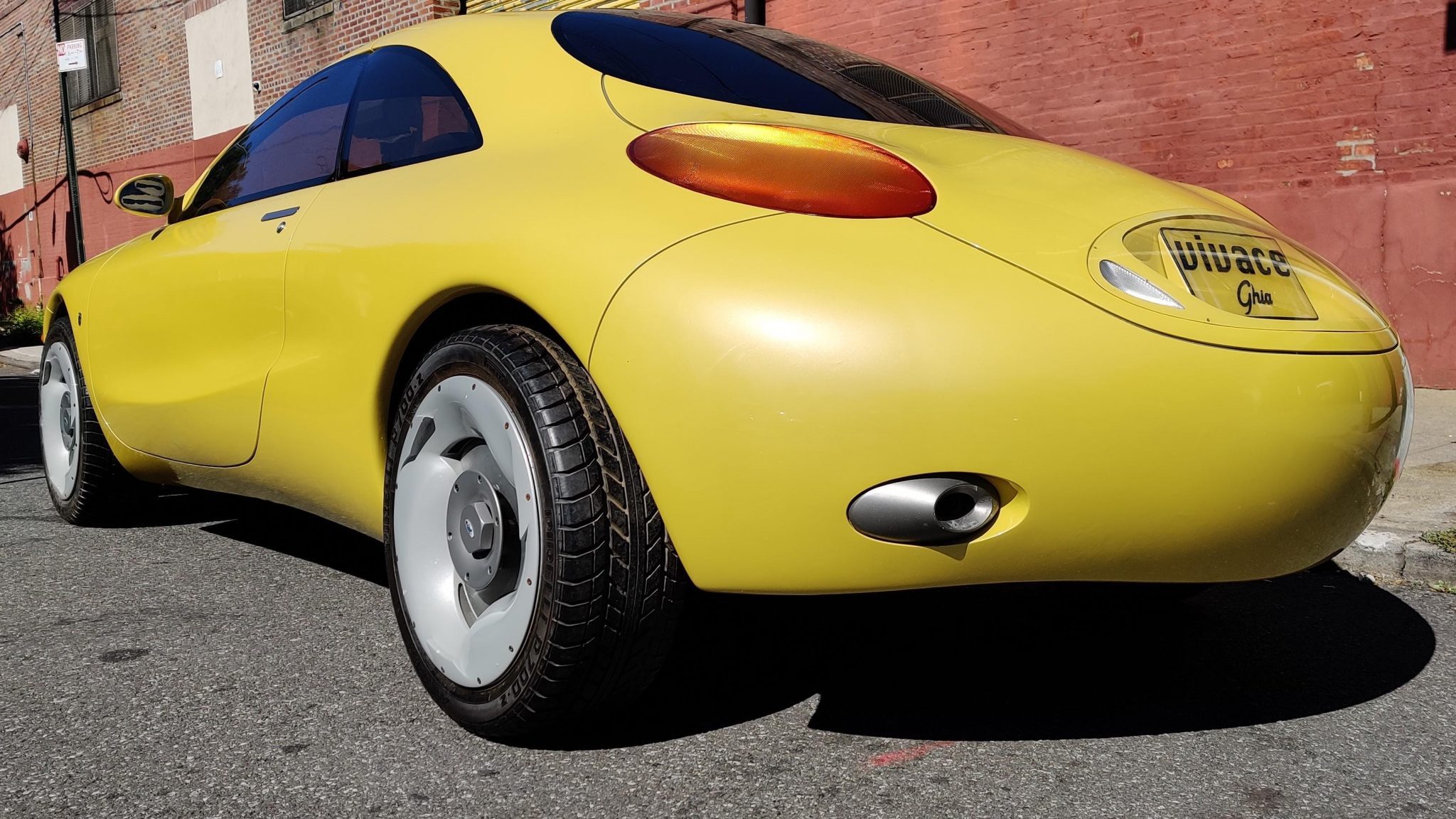 Here’s Your Chance To Own A One-Off 1996 Ford Ghia Vivace Concept