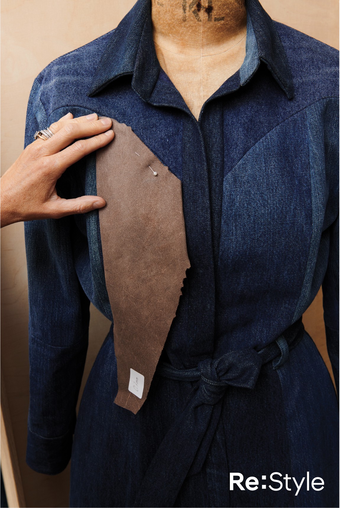 Hyundai Fashions Clothes And Jewelry Made From Discarded Car Parts Such As Seatbelts And Airbags