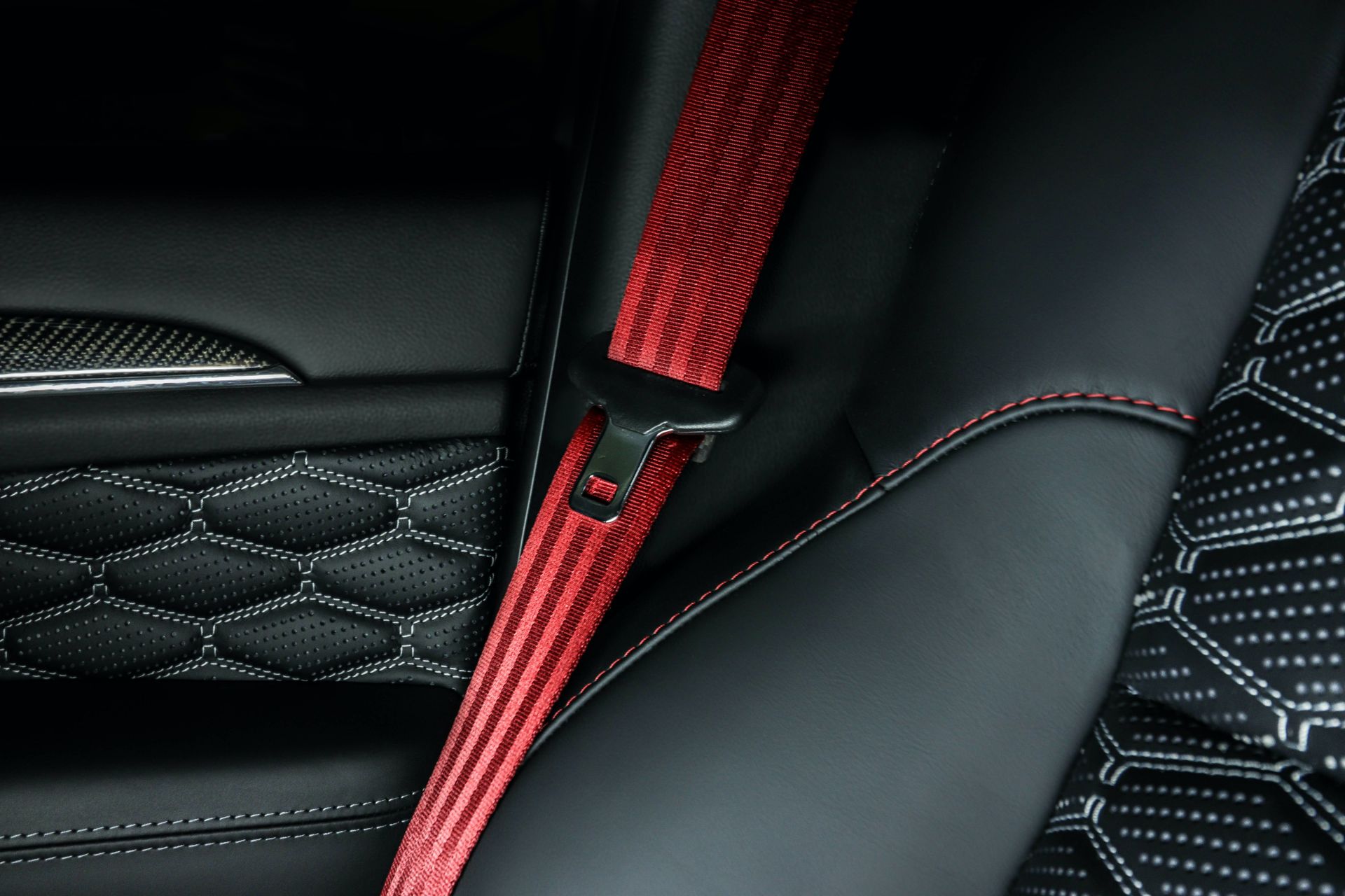 Jeep Owner Wanted Grand Cherokee SRT Gone, But Then Vilner Did This To The Interior