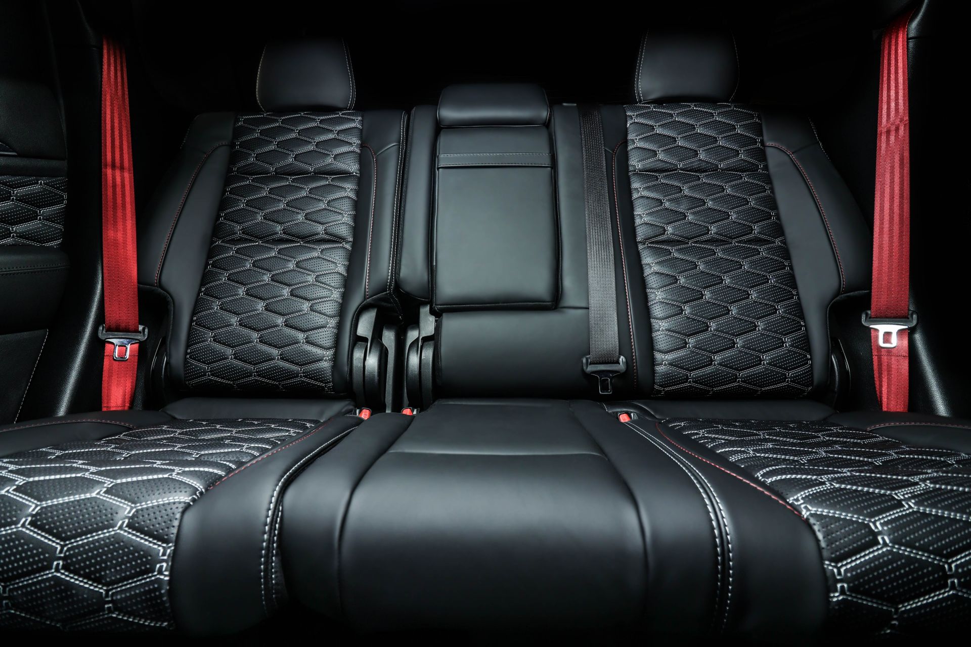 Jeep Owner Wanted Grand Cherokee SRT Gone, But Then Vilner Did This To The Interior