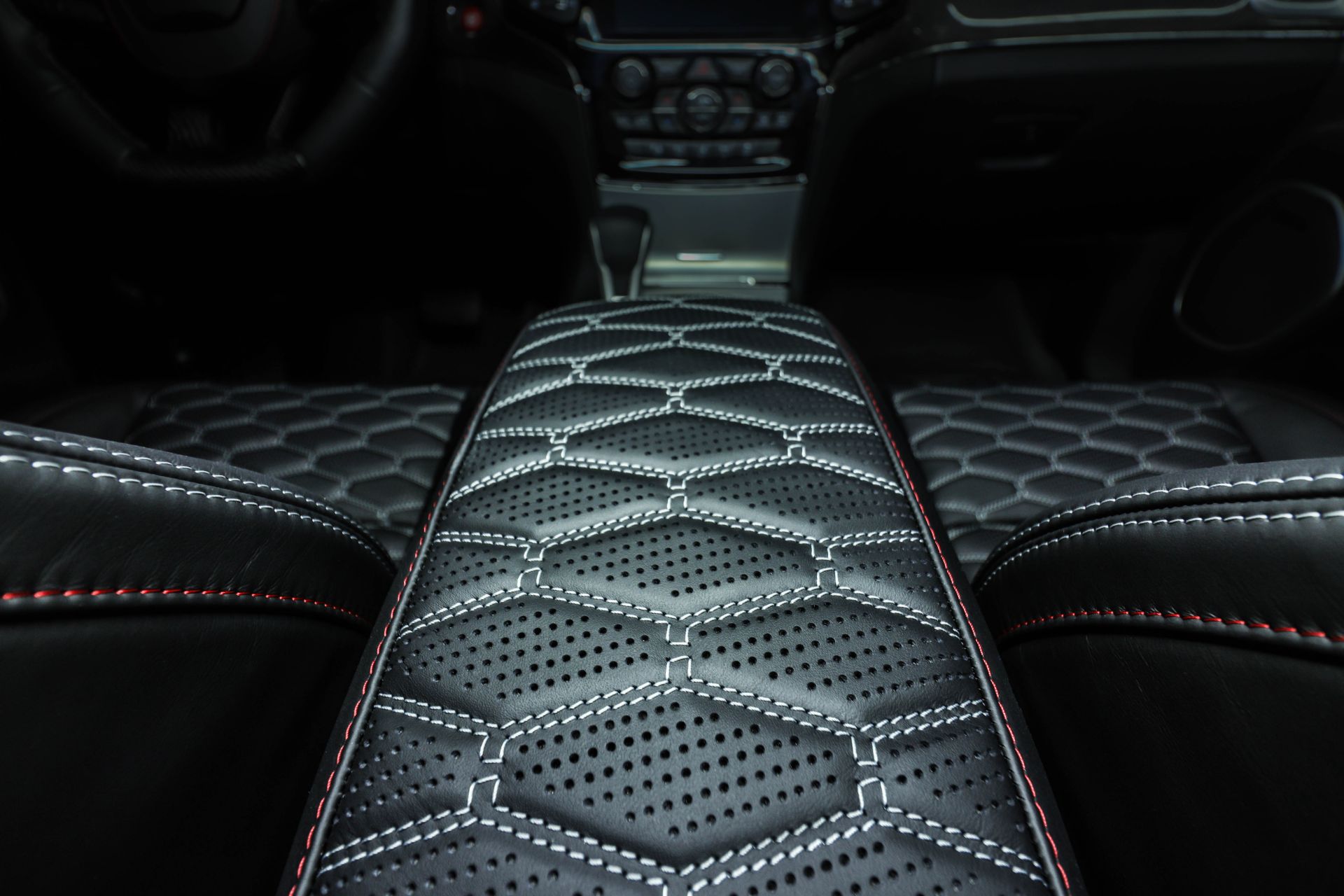 Jeep Owner Wanted Grand Cherokee SRT Gone, But Then Vilner Did This To The Interior