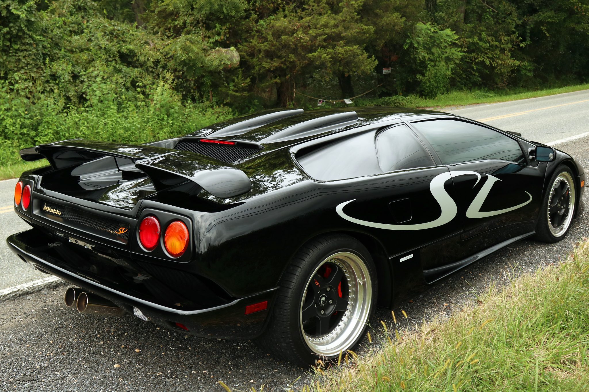 Quench Your Need For Speed With A 1998 Lamborghini Diablo SV