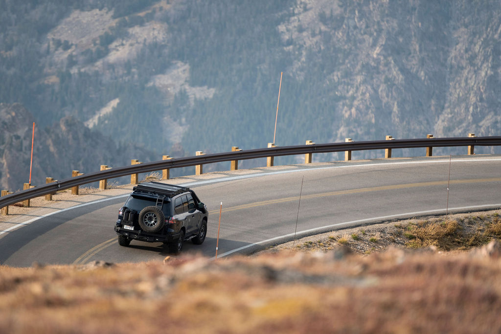 Lexus J201 Concept Is A 550-HP LX 570 Turned Up To Eleven