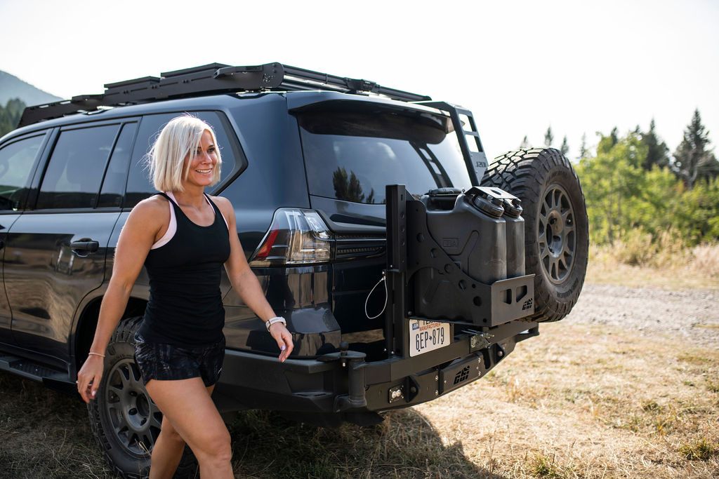 Lexus J201 Concept Is A 550-HP LX 570 Turned Up To Eleven