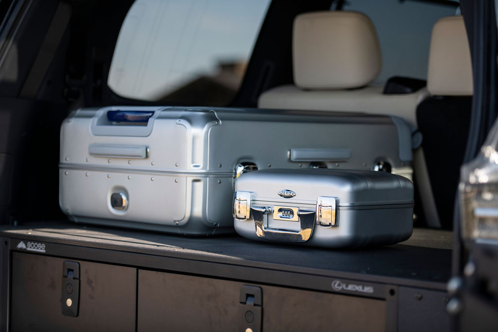 Lexus J201 Concept Is A 550-HP LX 570 Turned Up To Eleven