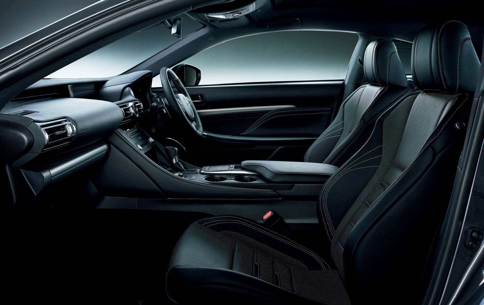 Lexus RC Coupe Given ‘Emotional Ash’ Special Treatment In Japan