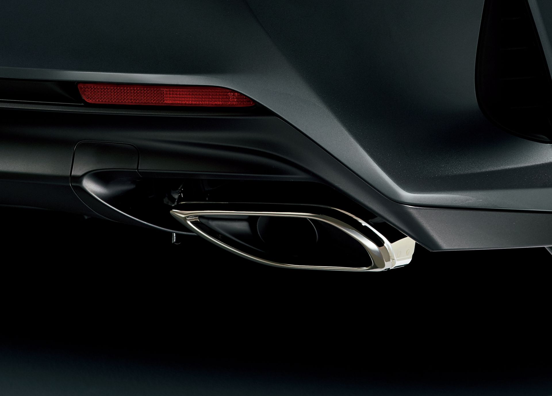 Lexus RC Coupe Given ‘Emotional Ash’ Special Treatment In Japan