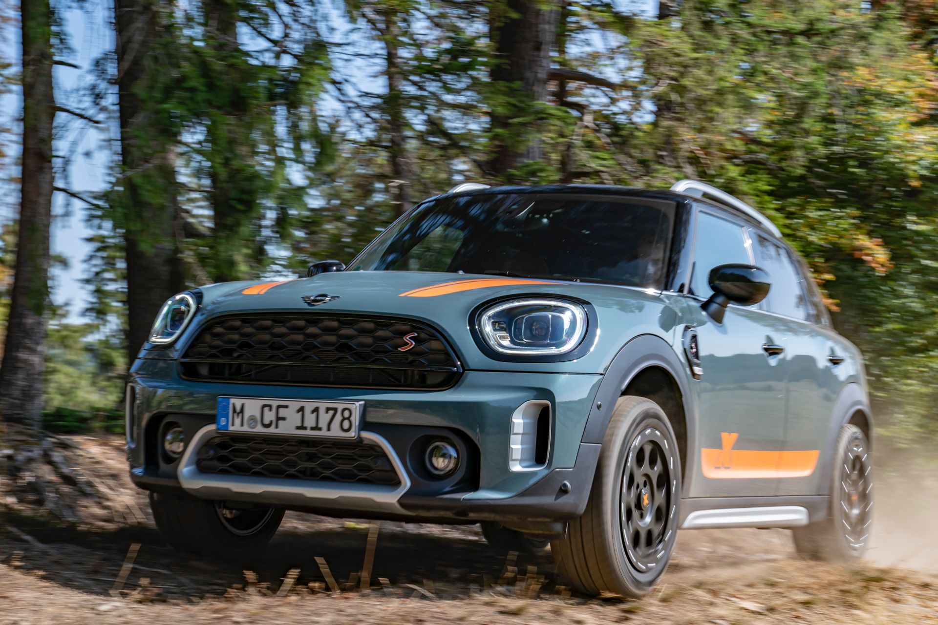 MINI Countryman Powered By X-Raid Rides Higher, Goes Farther