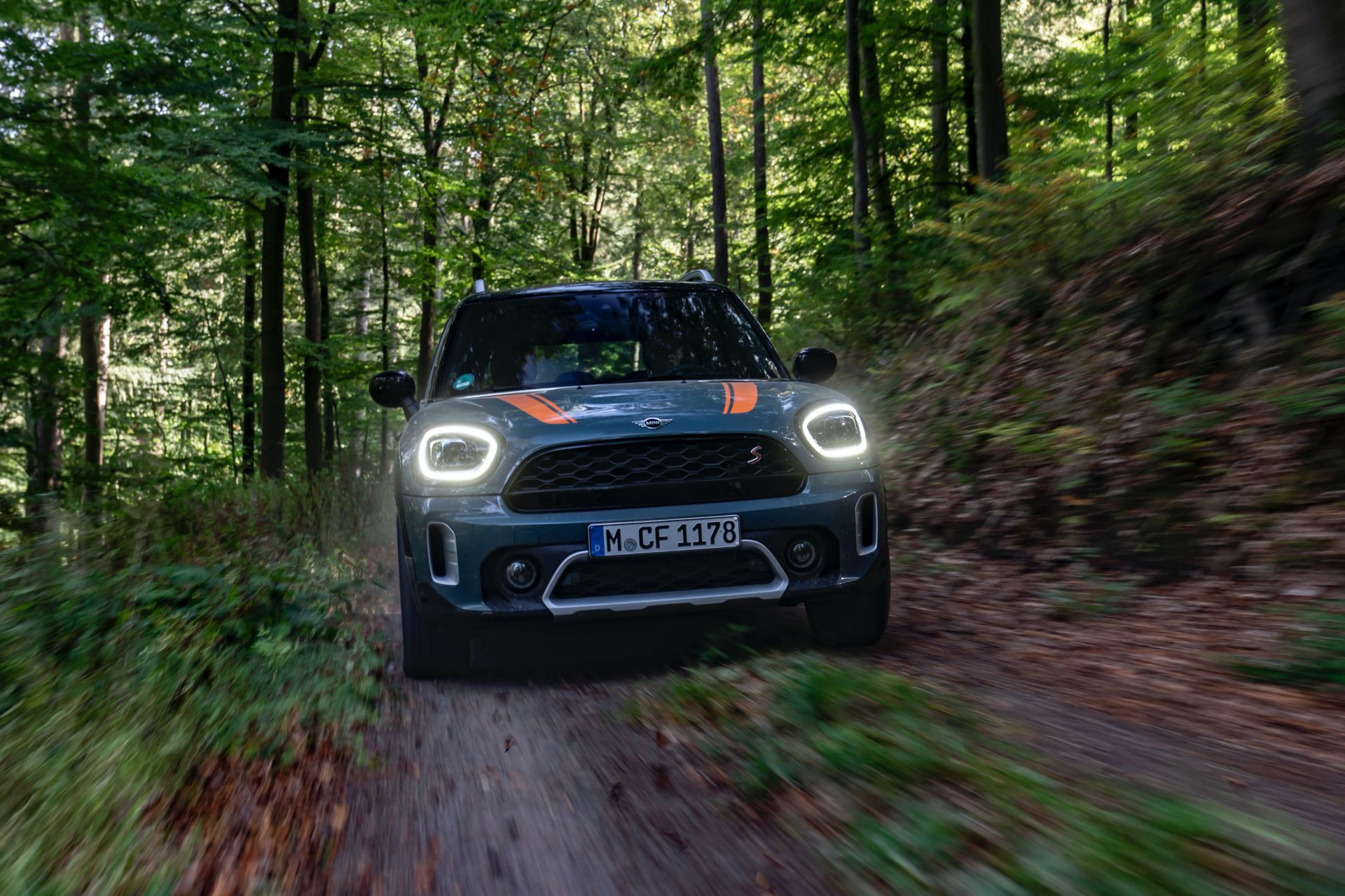 MINI Countryman Powered By X-Raid Rides Higher, Goes Farther