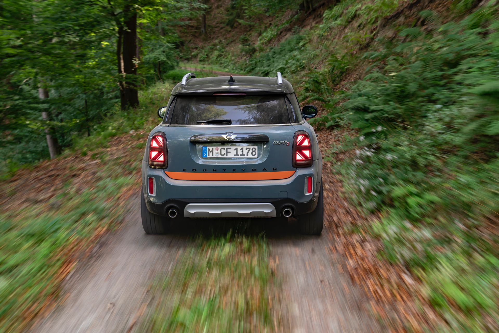 MINI Countryman Powered By X-Raid Rides Higher, Goes Farther