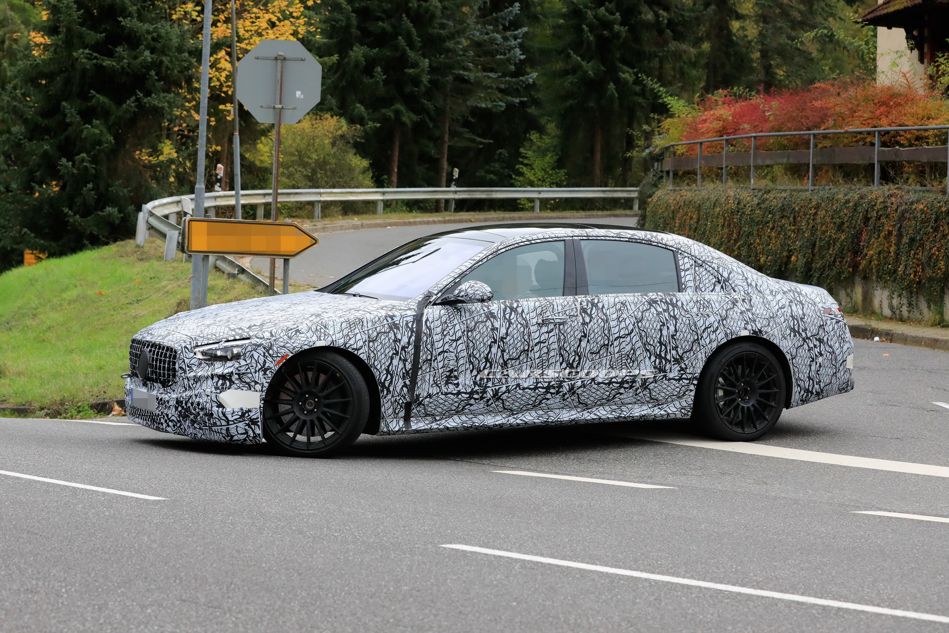 2022 Mercedes-AMG S63e: More Spy Shots Of The Electrified 700 HP Luxury Missile