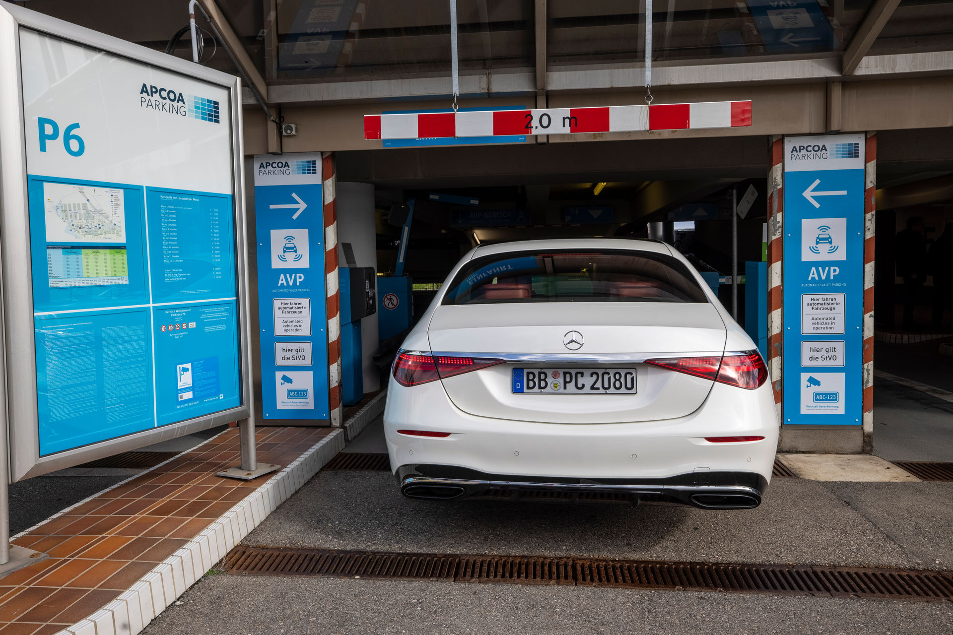 Mercedes And Bosch To Trial Autonomous Valet Parking At Stuttgart Airport