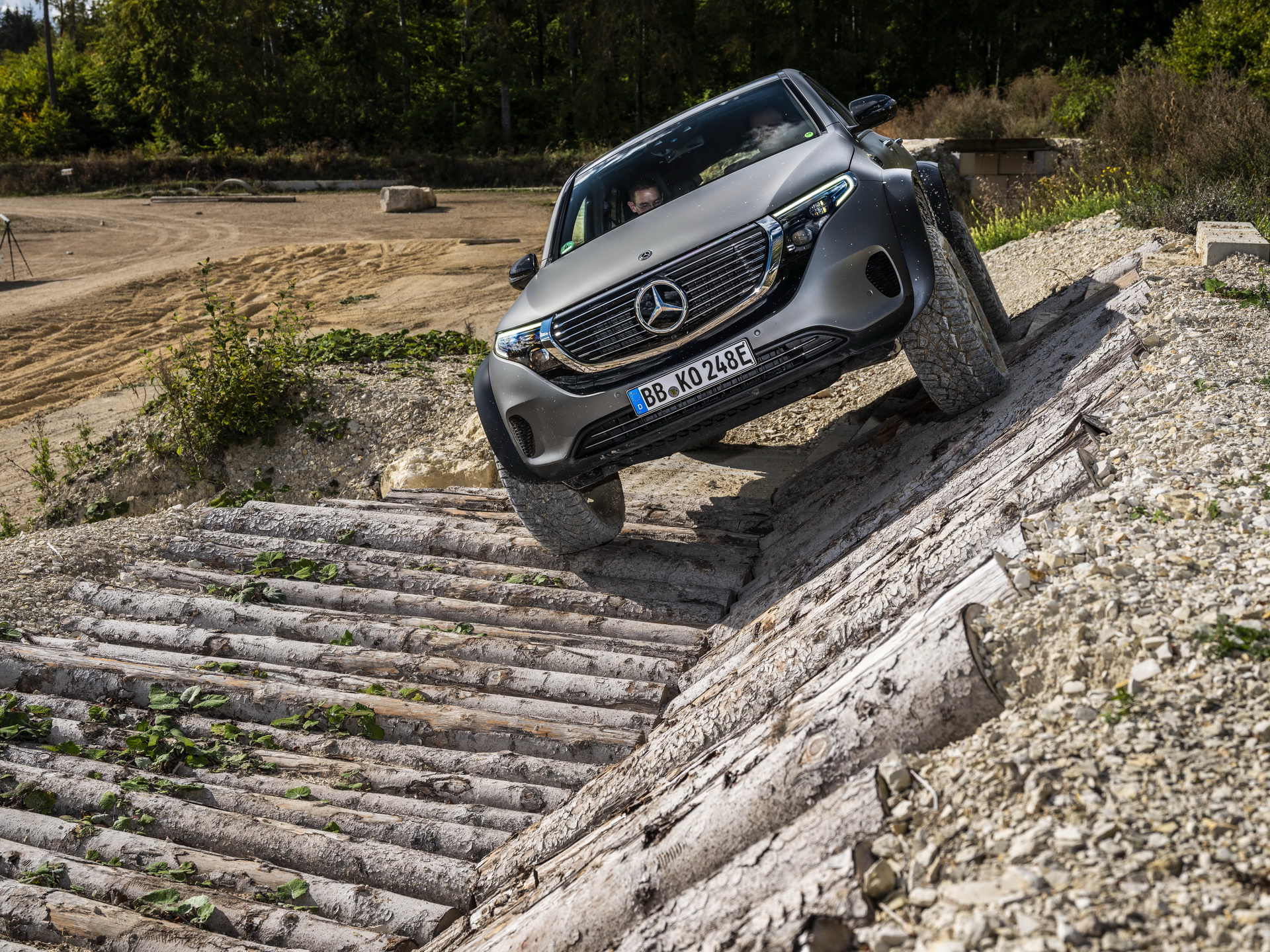 Mercedes-Benz EQC 4×4² Concept Is A Bigfoot Electric SUV And We Love It