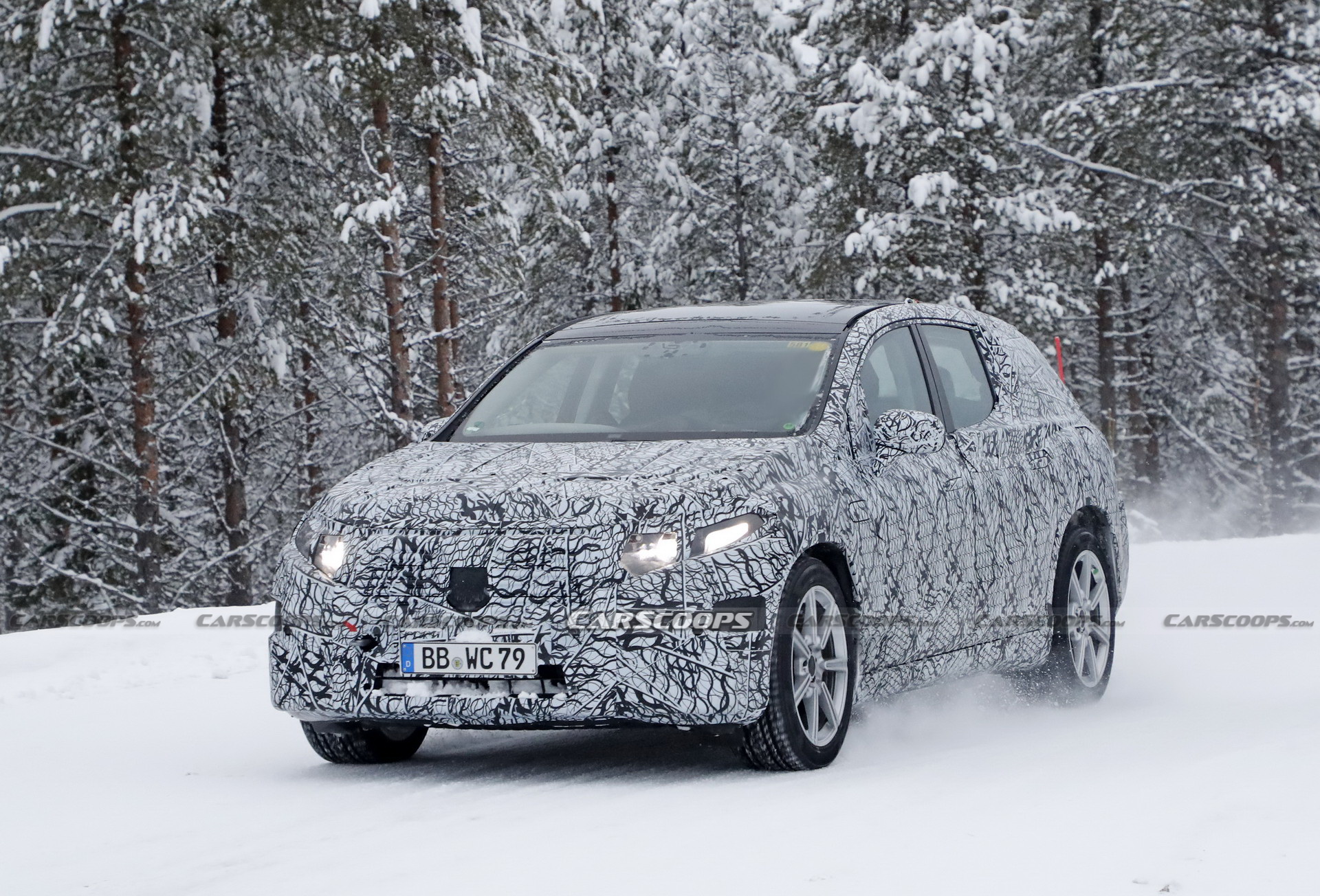 New Mercedes EQS Range-Topping Electric SUV Spied Inside And Out