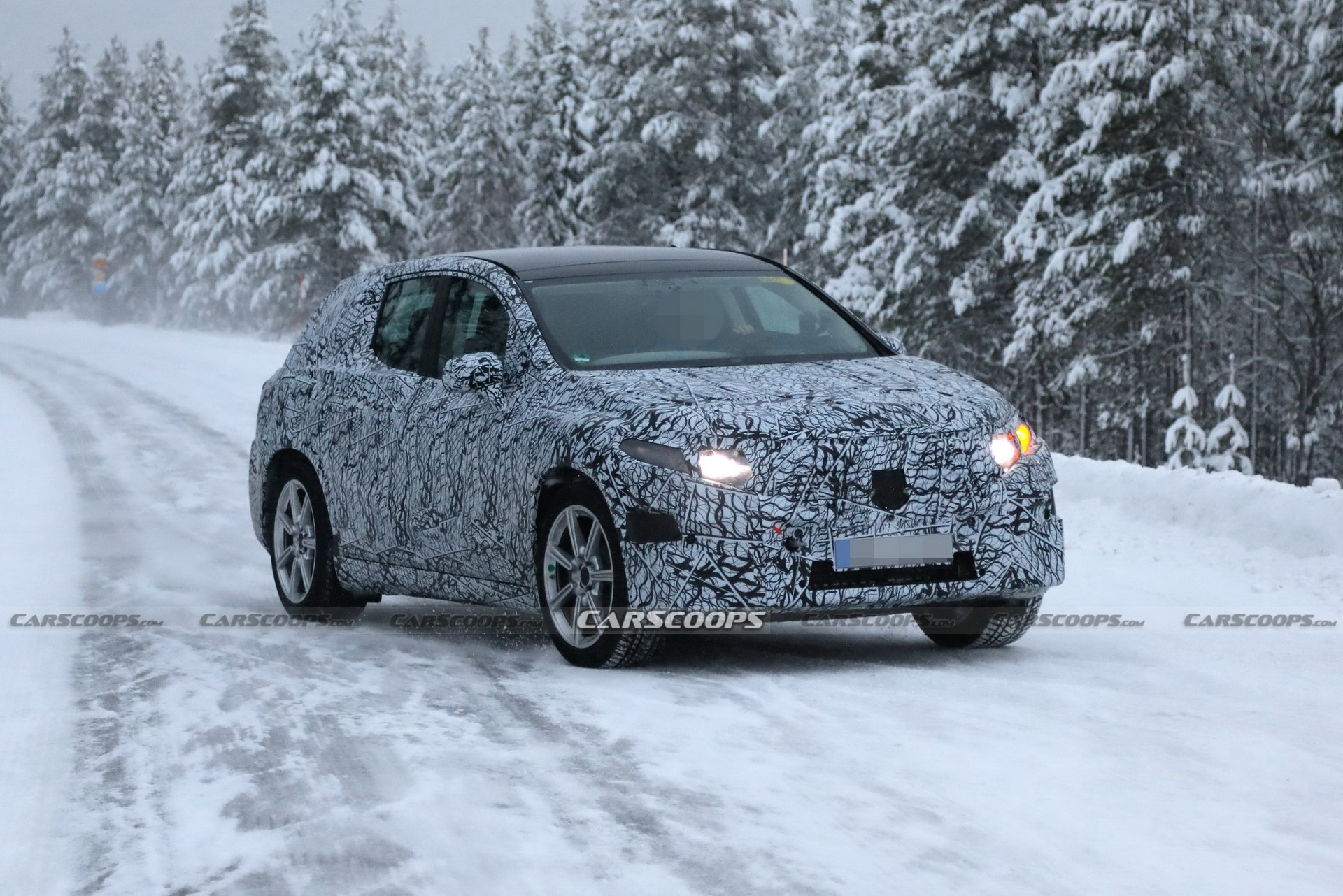 New Mercedes EQS Range-Topping Electric SUV Spied Inside And Out