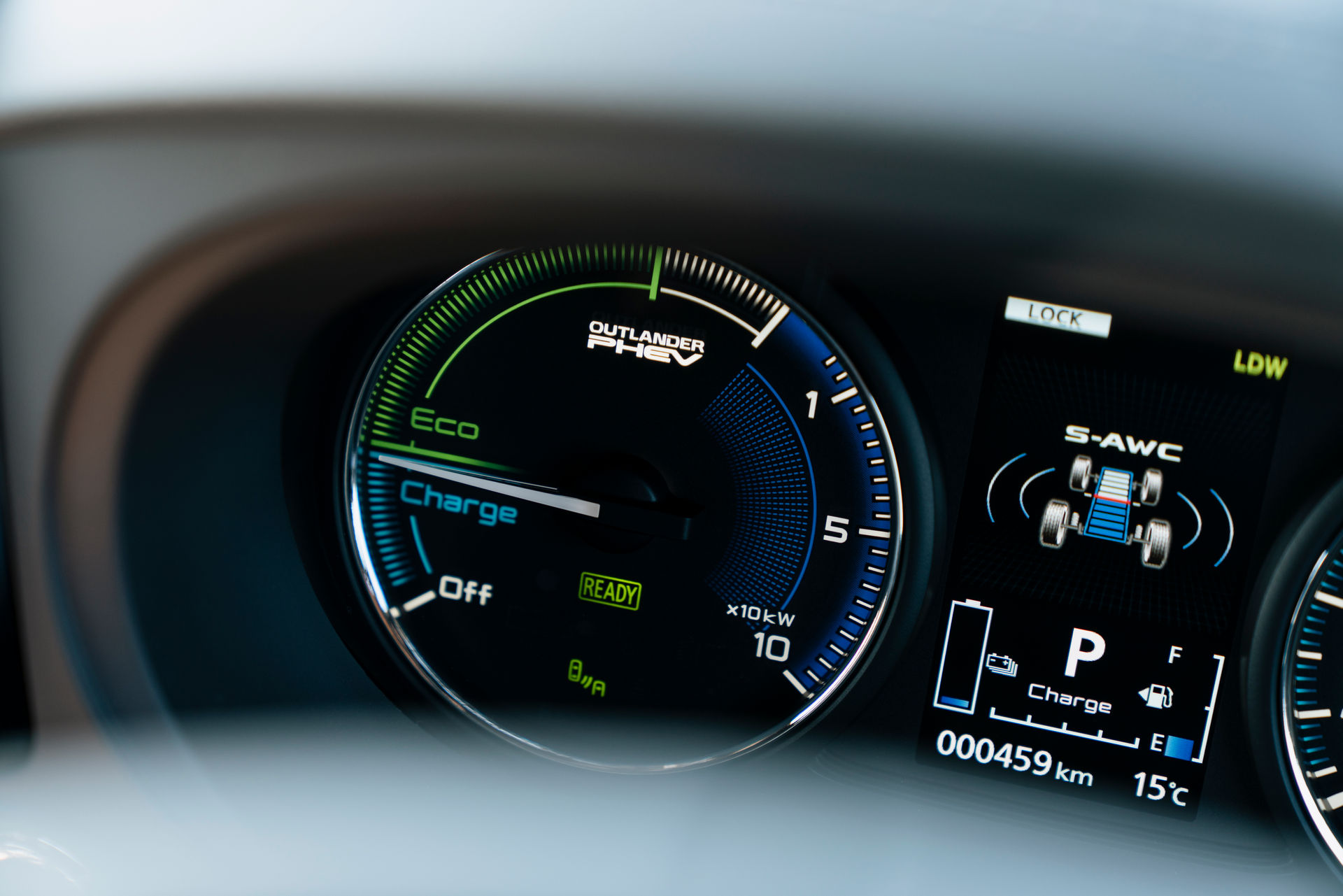 Mitsubishi Updates Outlander PHEV For 2021 In Australia