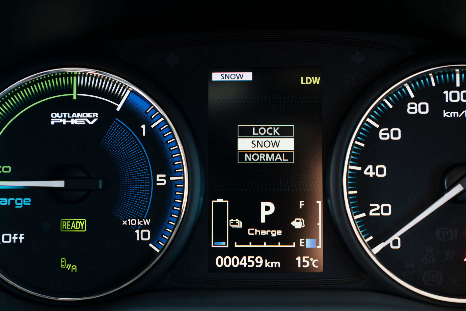 Mitsubishi Updates Outlander PHEV For 2021 In Australia