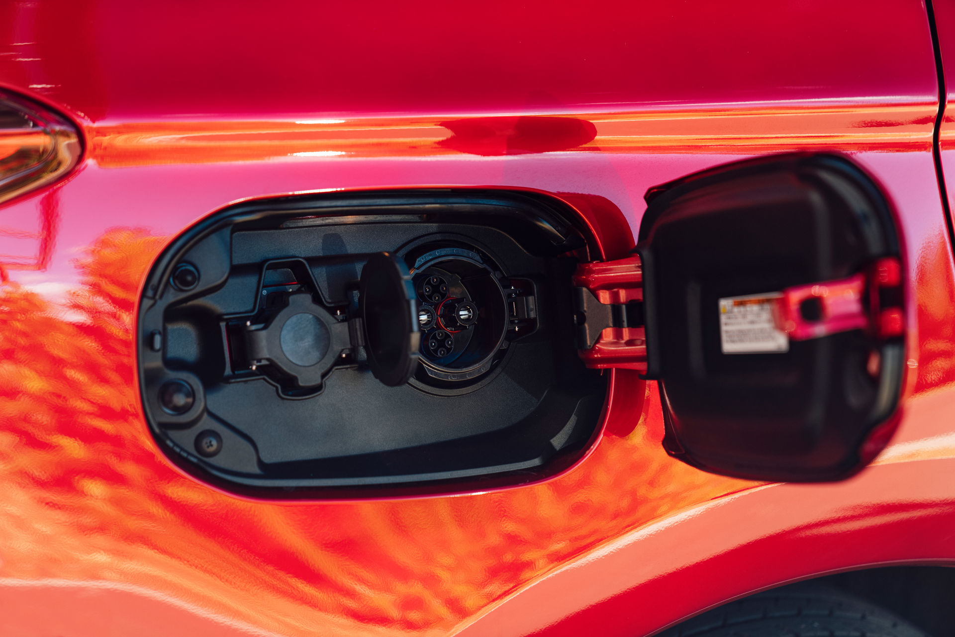 Mitsubishi Updates Outlander PHEV For 2021 In Australia